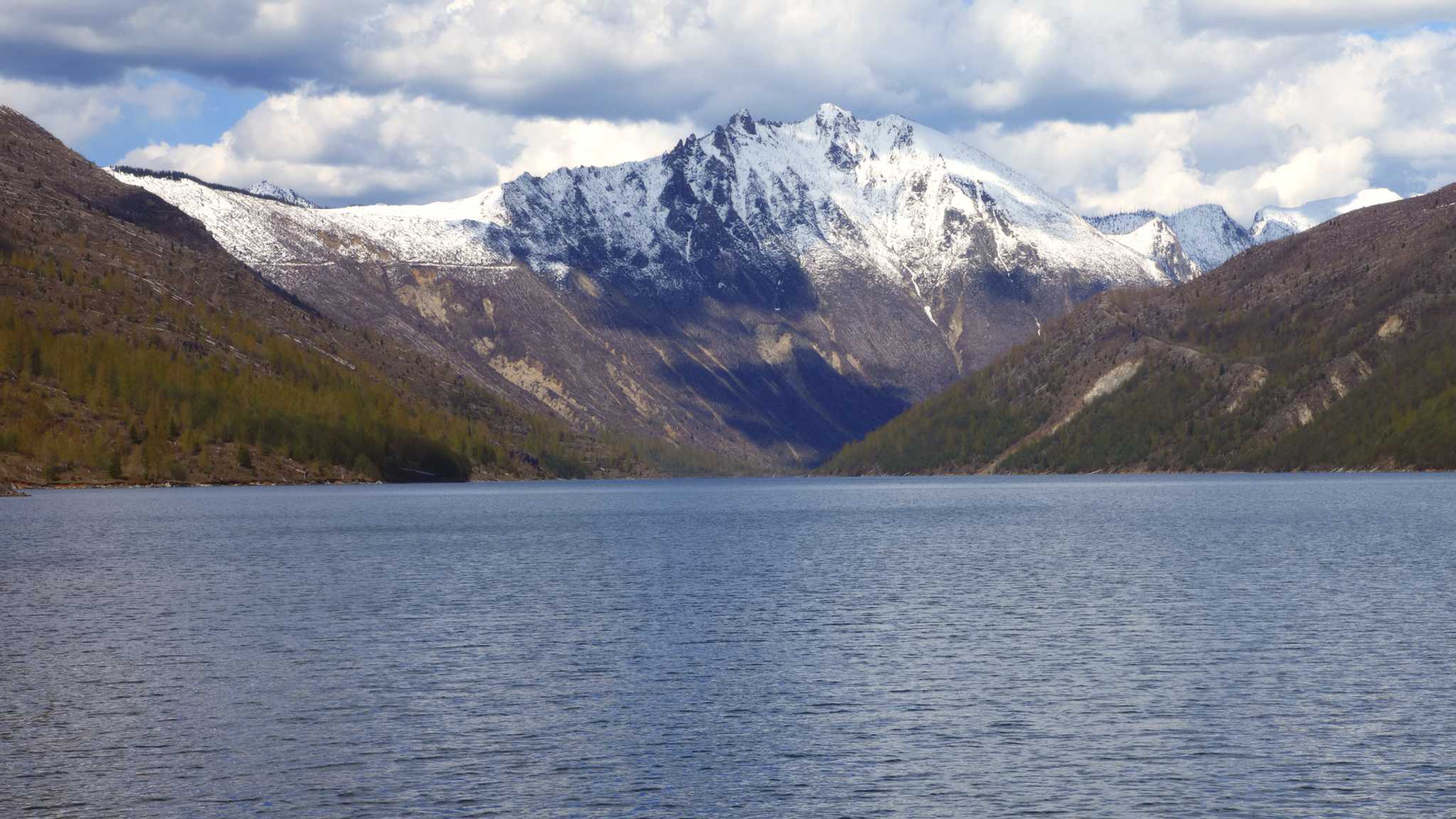 Visit Mount St. Helens Visitor Center on the way from vancouver-wa-us to bellingham-wa-us with Daytrip