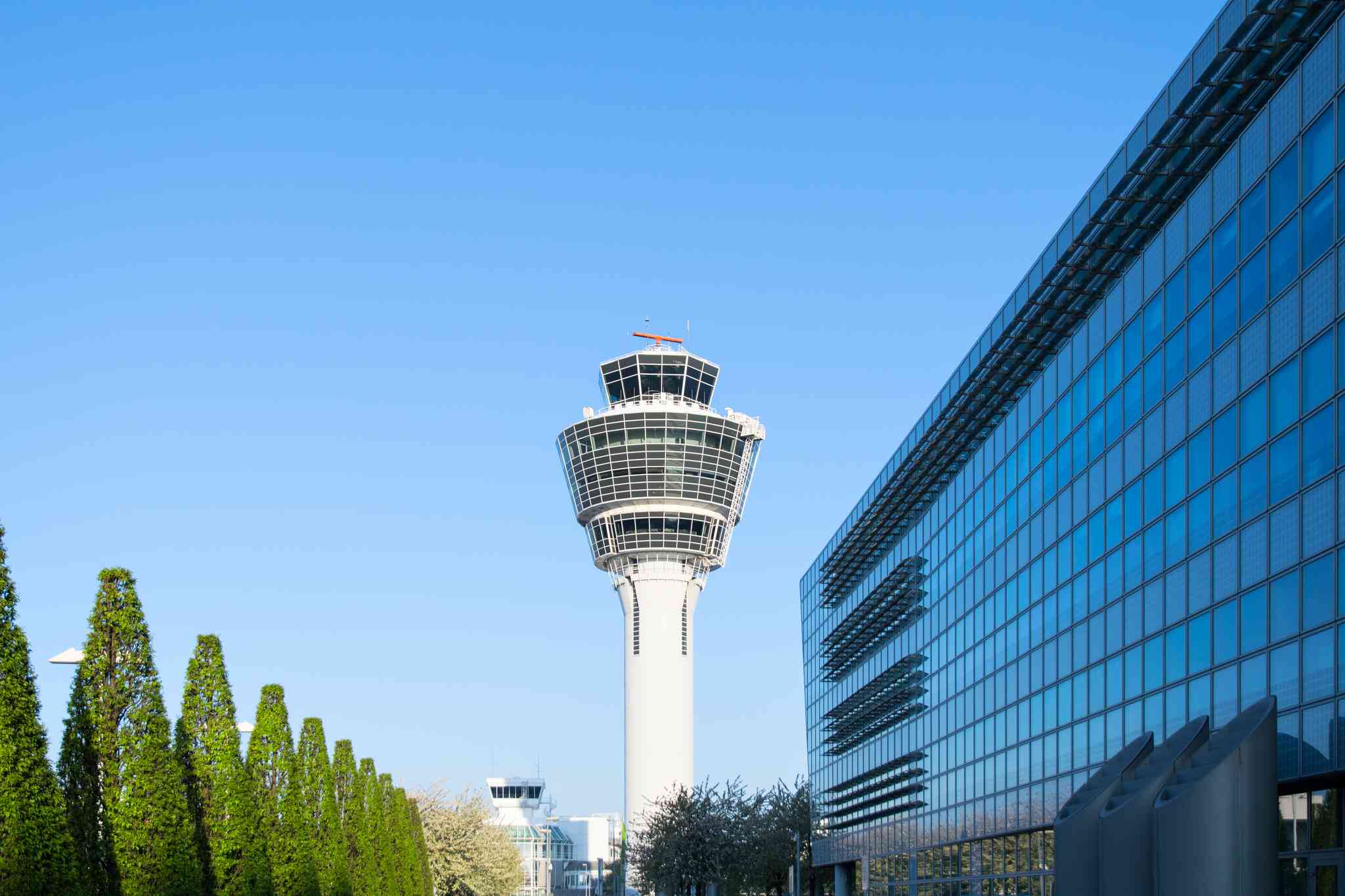 Scenic view of Munich Airport - private day trip from Lake Bled - photo 4