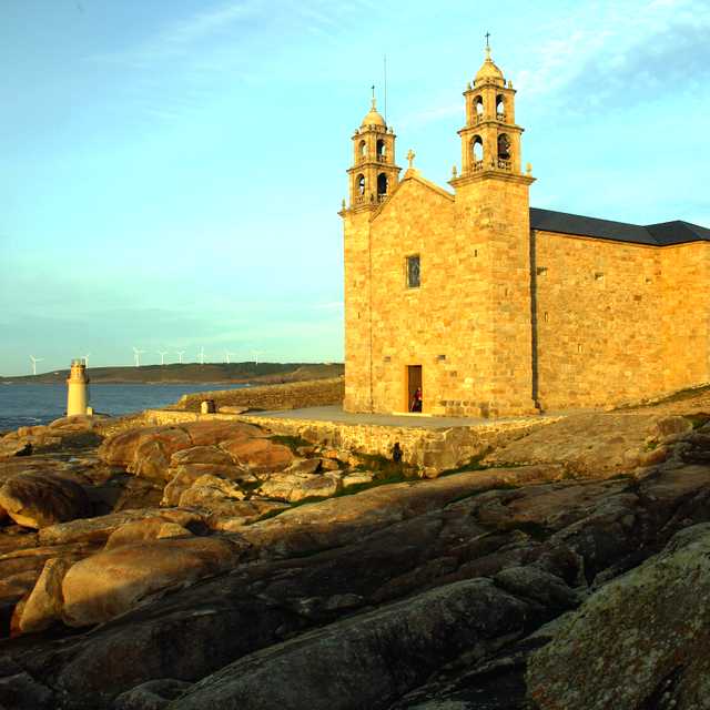 Santiago de Compostela to A Coruna and Muxia: Day trip