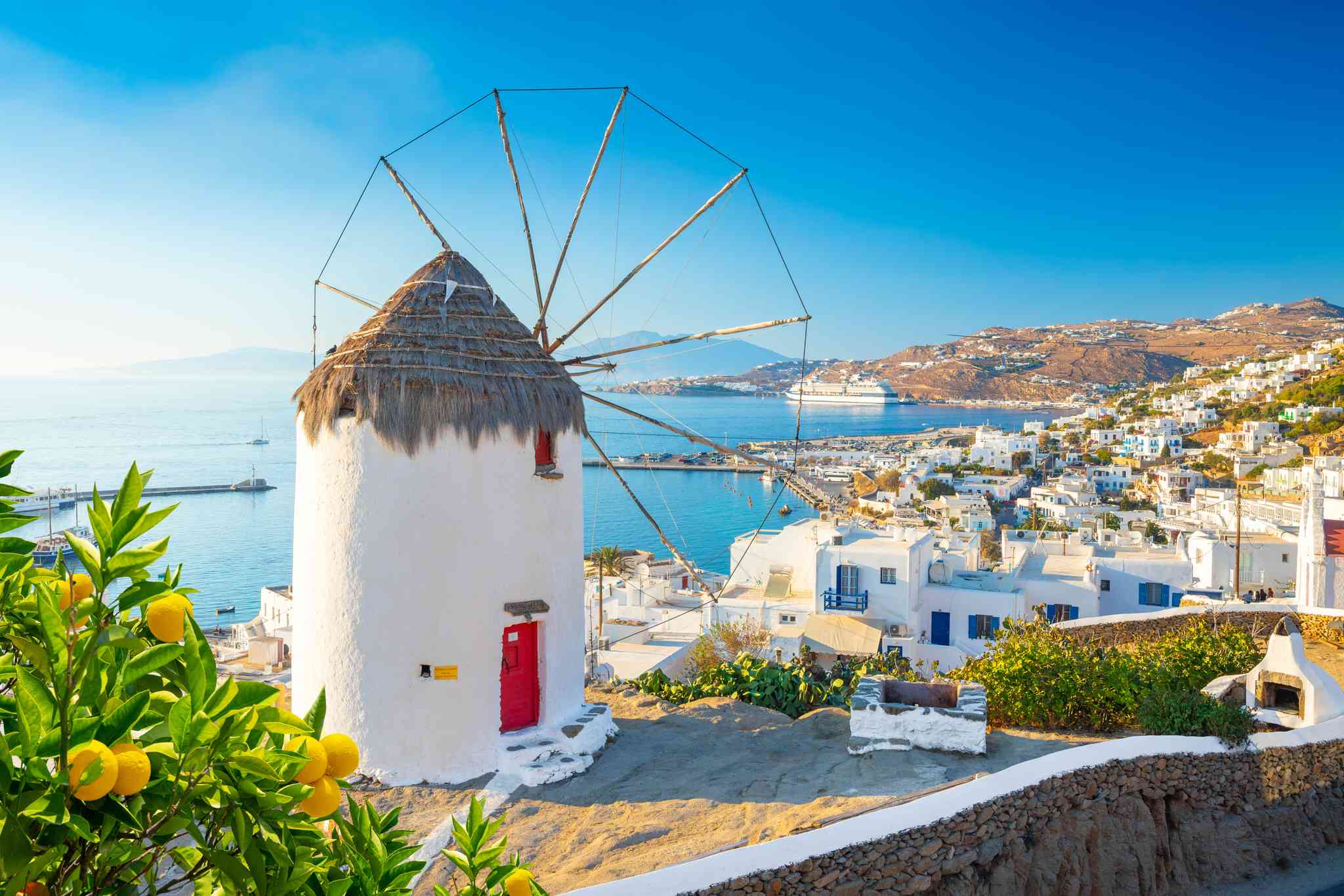 Scenic view of Mykonos - private day trip from Mykonos International Airport - photo 2