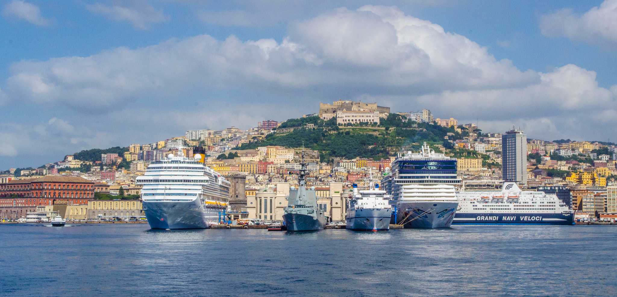 Parada no itinerário em Naples em viagem particular de um dia a partir de Praiano