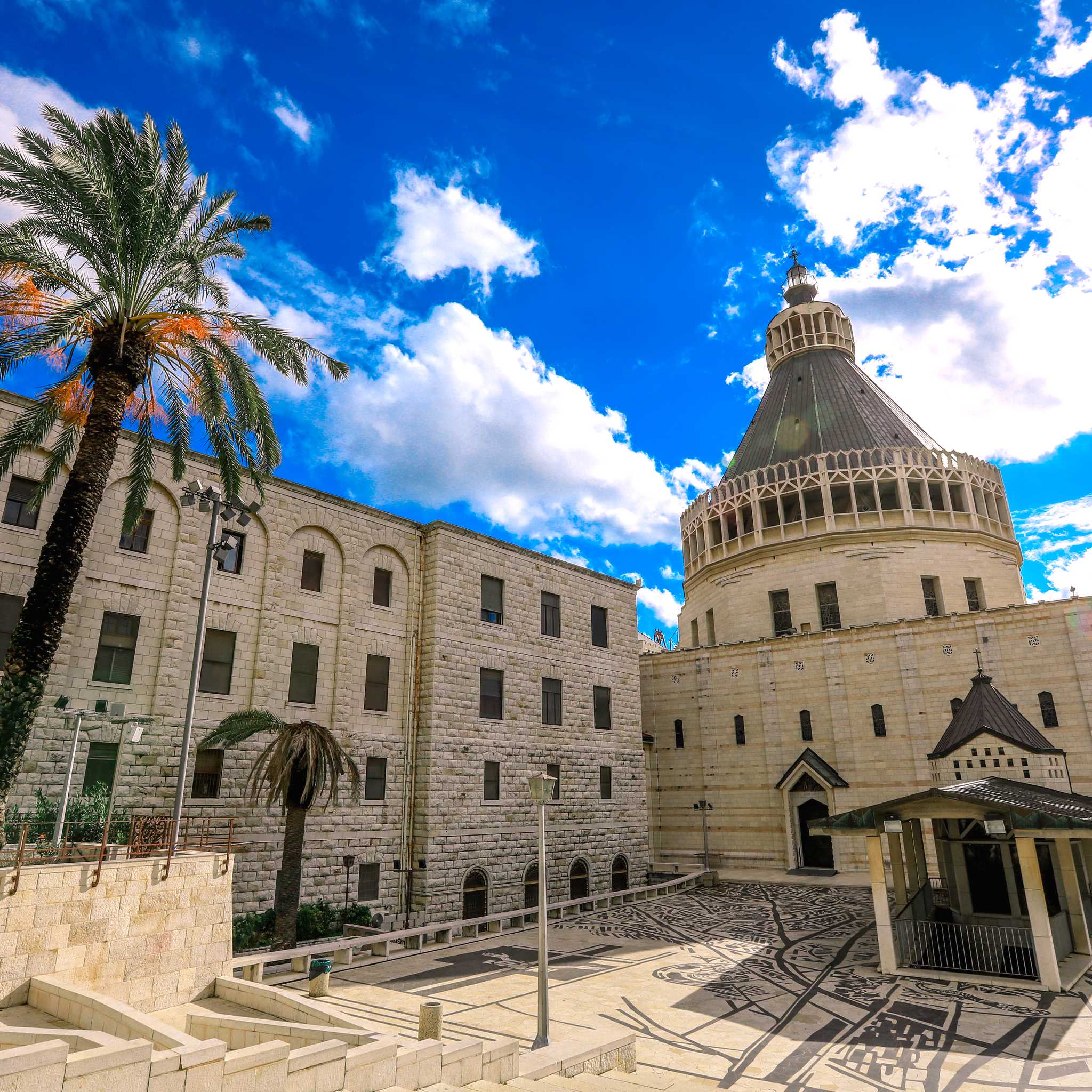Private car transfers in Israel from Nazareth