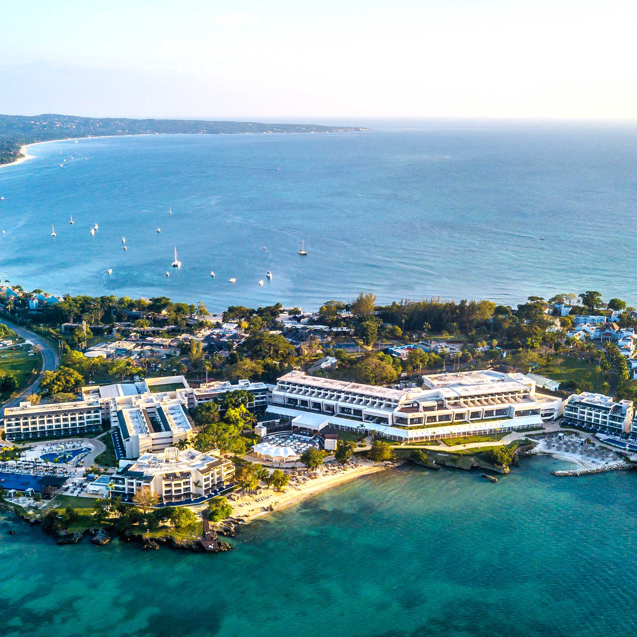 Private car transfers in Jamaica from Negril