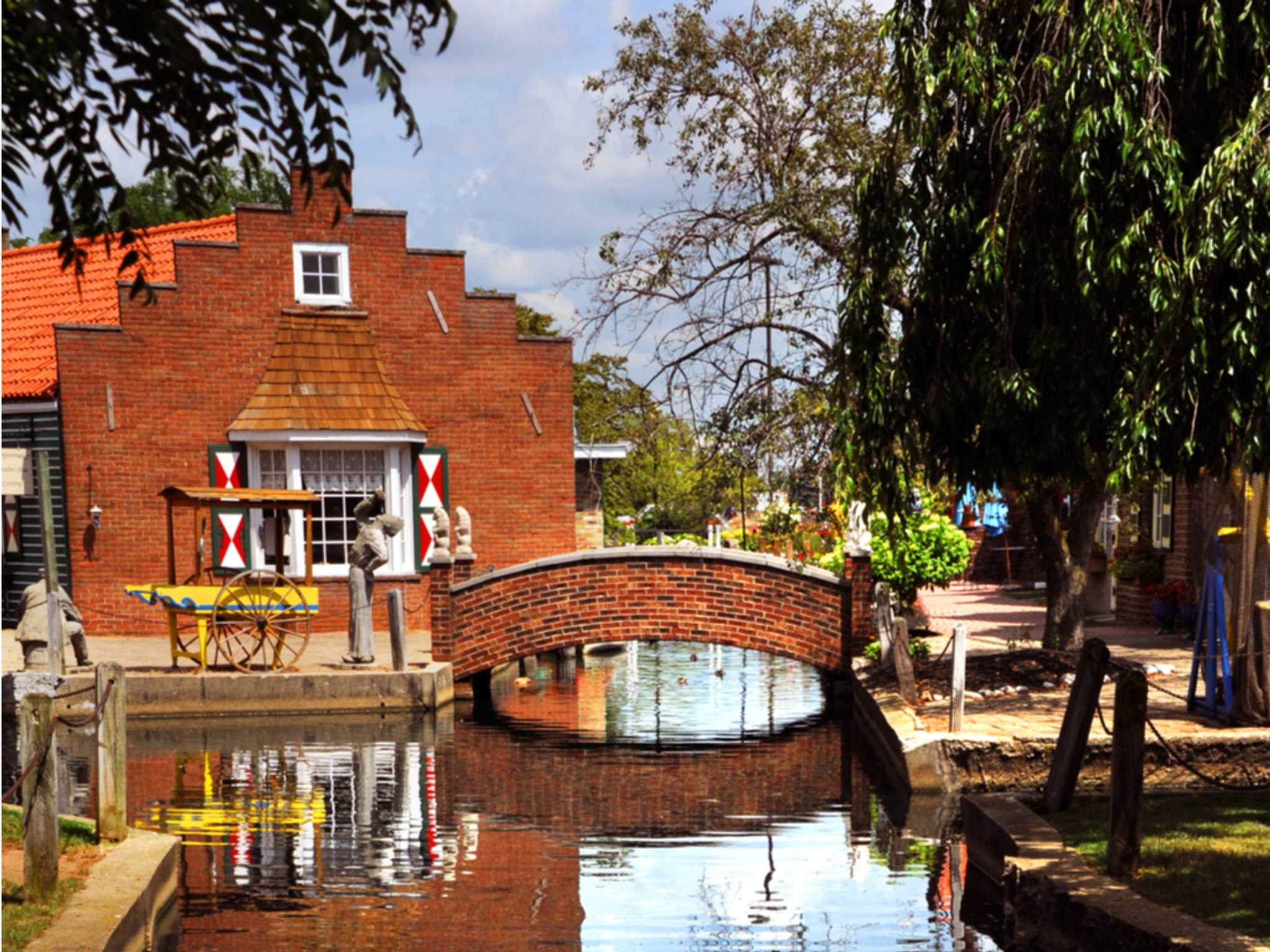 Visit Nelis' Dutch Village on the way from chicago-il-us to mackinaw-city-mi-us with Daytrip