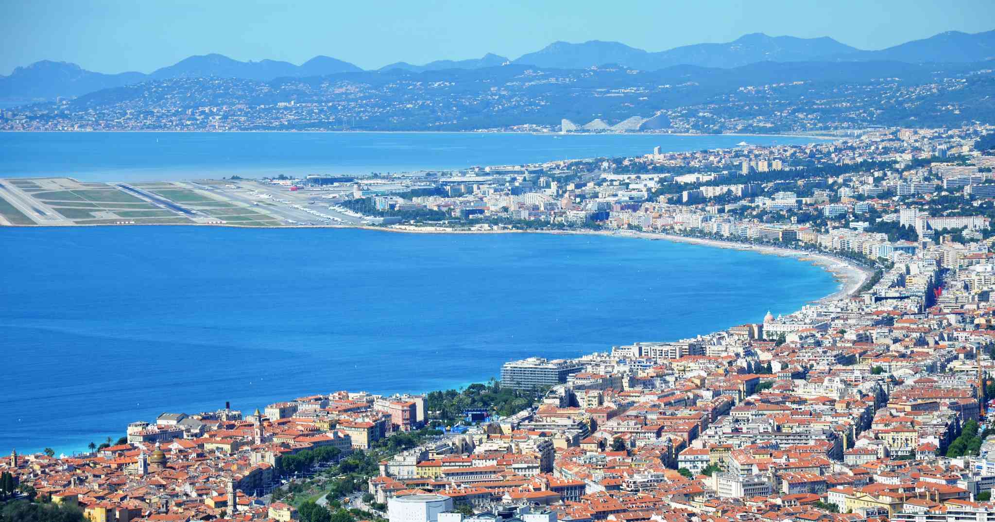 Vista cênica de Aeroporto de Nice - excursão particular de um dia de Toulon - foto 4