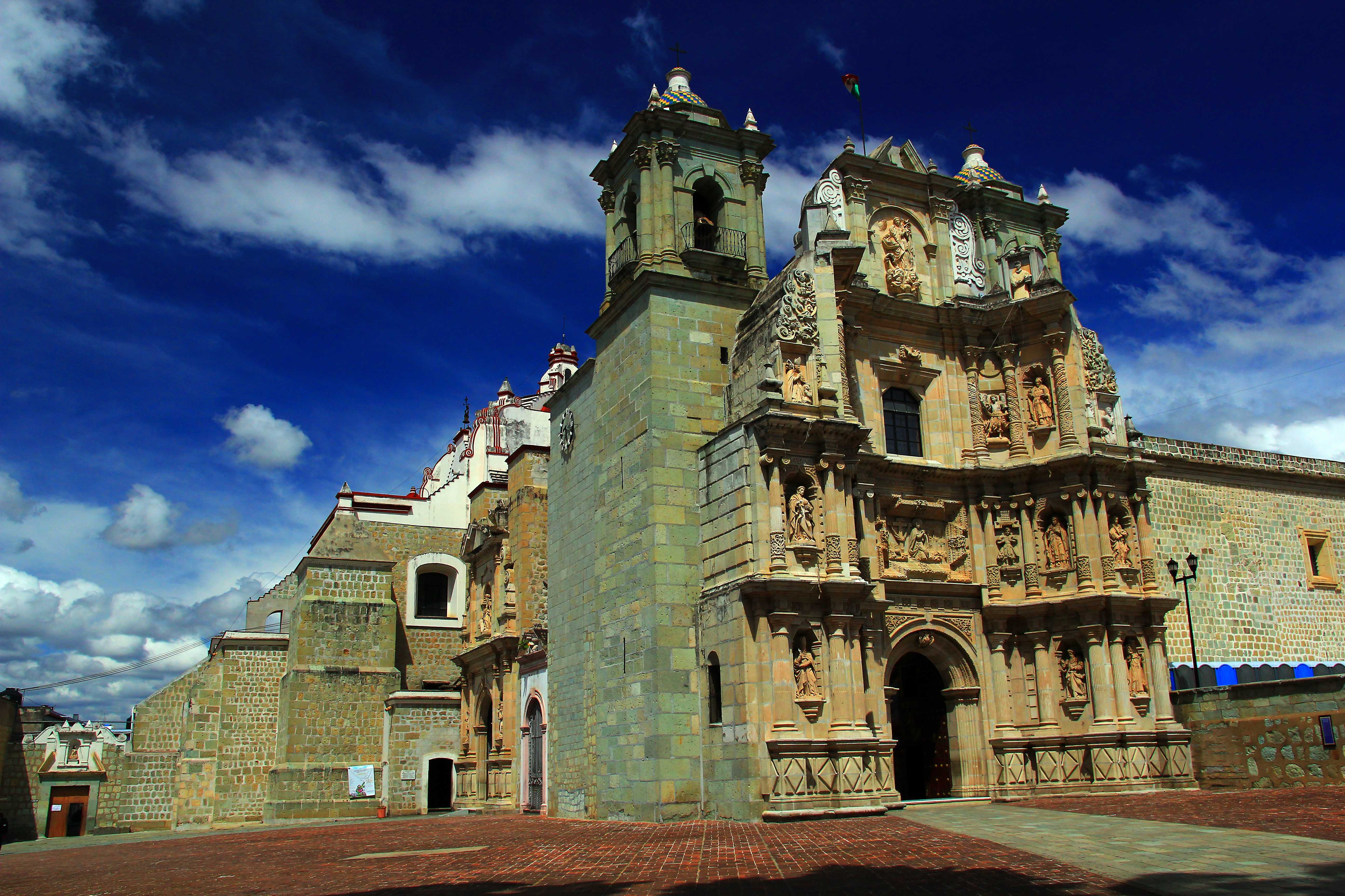Zipolite to Oaxaca de Juarez Private Transfer | Daytrip