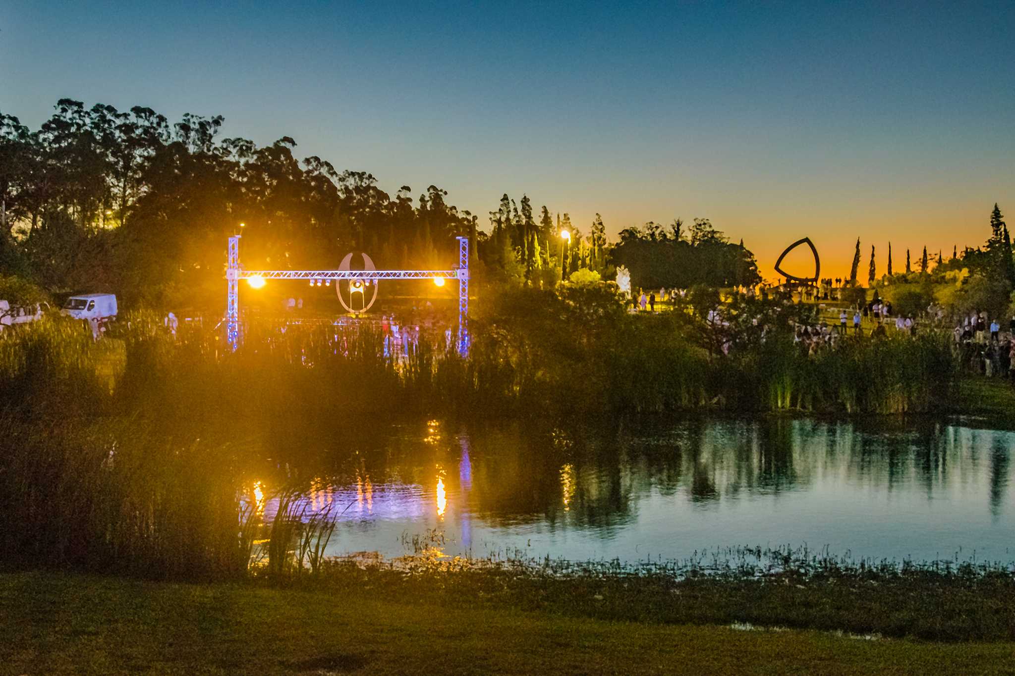 在 从 montevideo-uy 到 chuy-uy 的途中，参观 Pablo Atchugarry Foundation ，通过 Daytrip