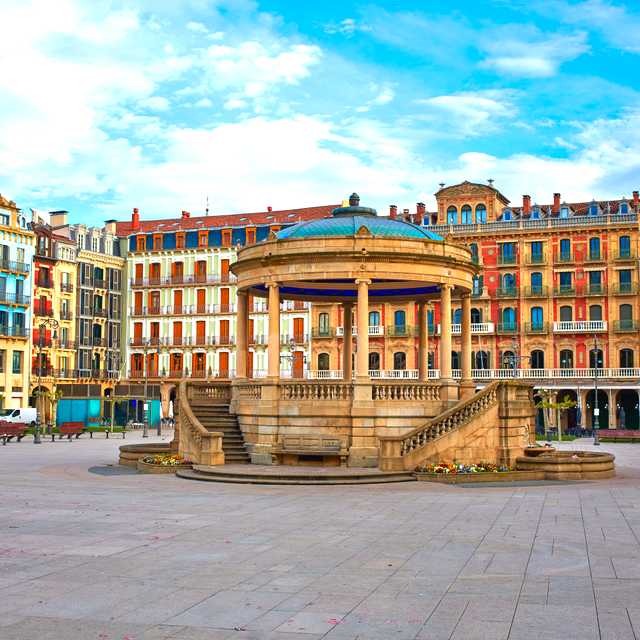 San Sebastian to Pamplona: Private day trip