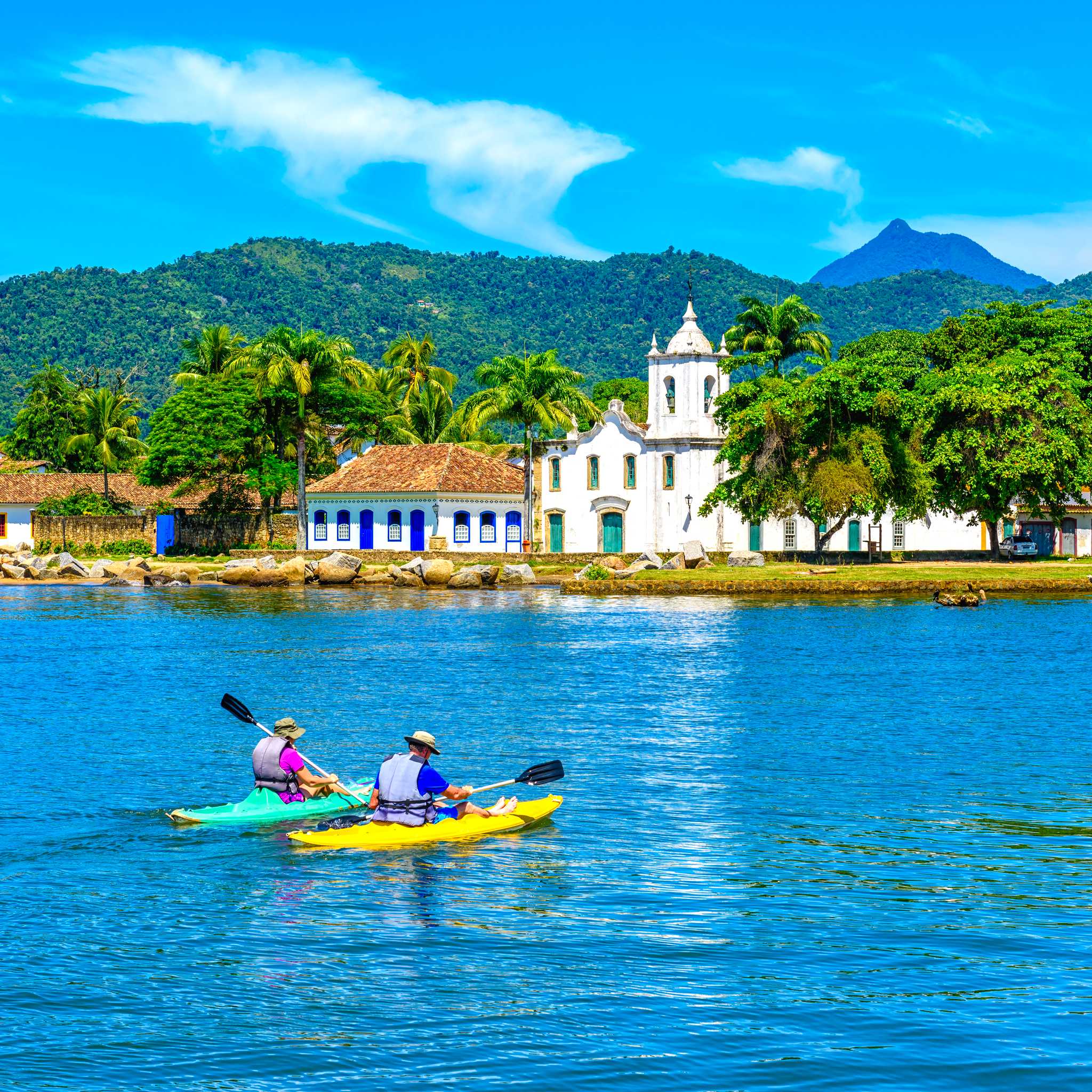 Private car transfers in Brazil from Paraty