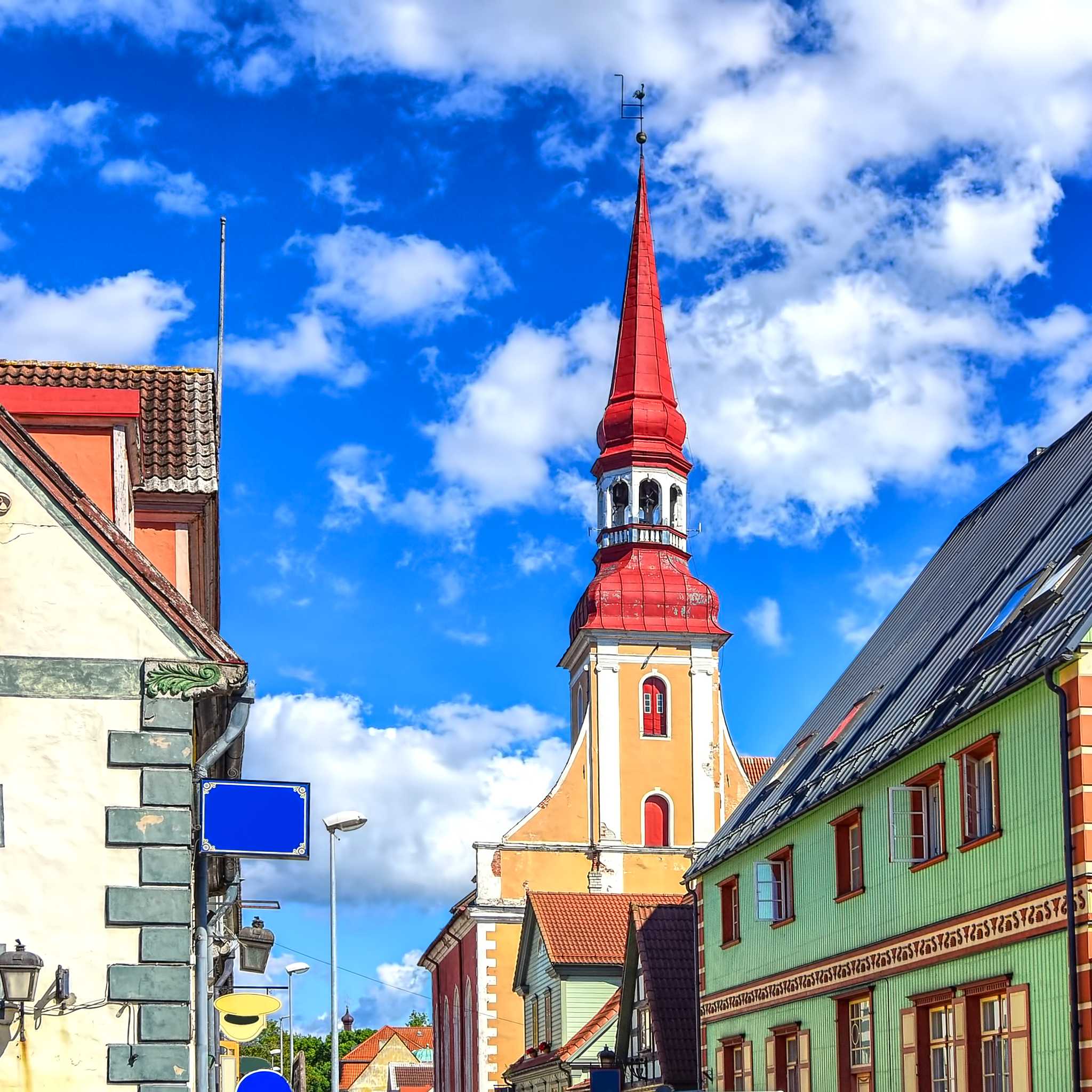 Private car transfers in Estonia from Parnu