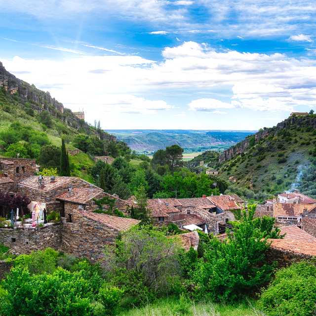 Ancient Spanish architecture: Private day trip from Madrid