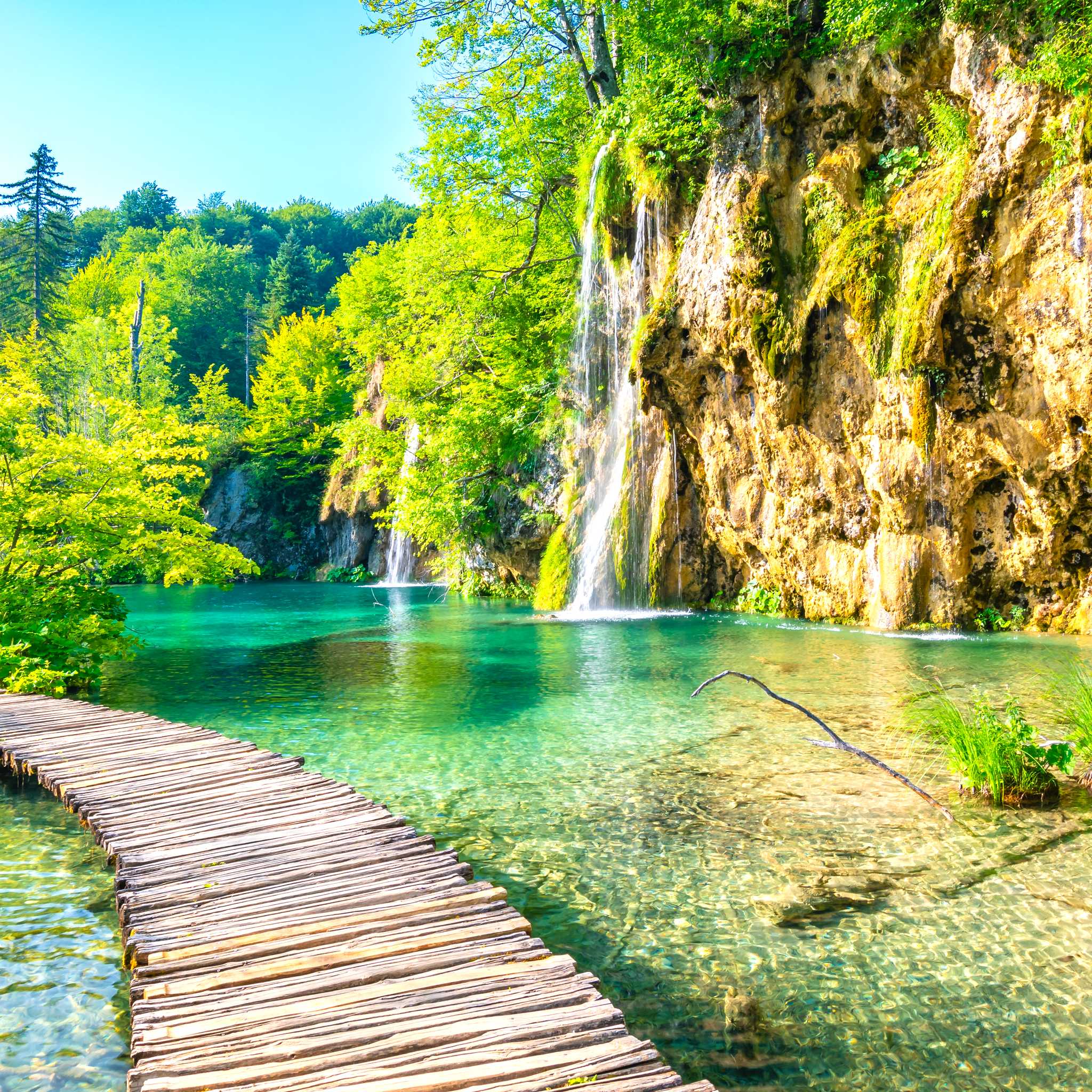 Private car transfers in Croatia from Plitvice Lakes National Park