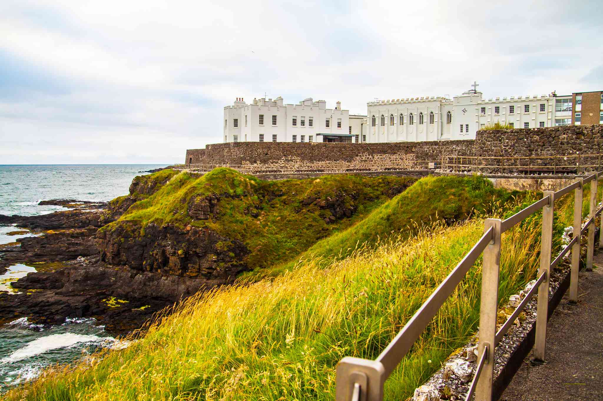 Scenic view of Belfast - private day trip from Portstewart - photo 6
