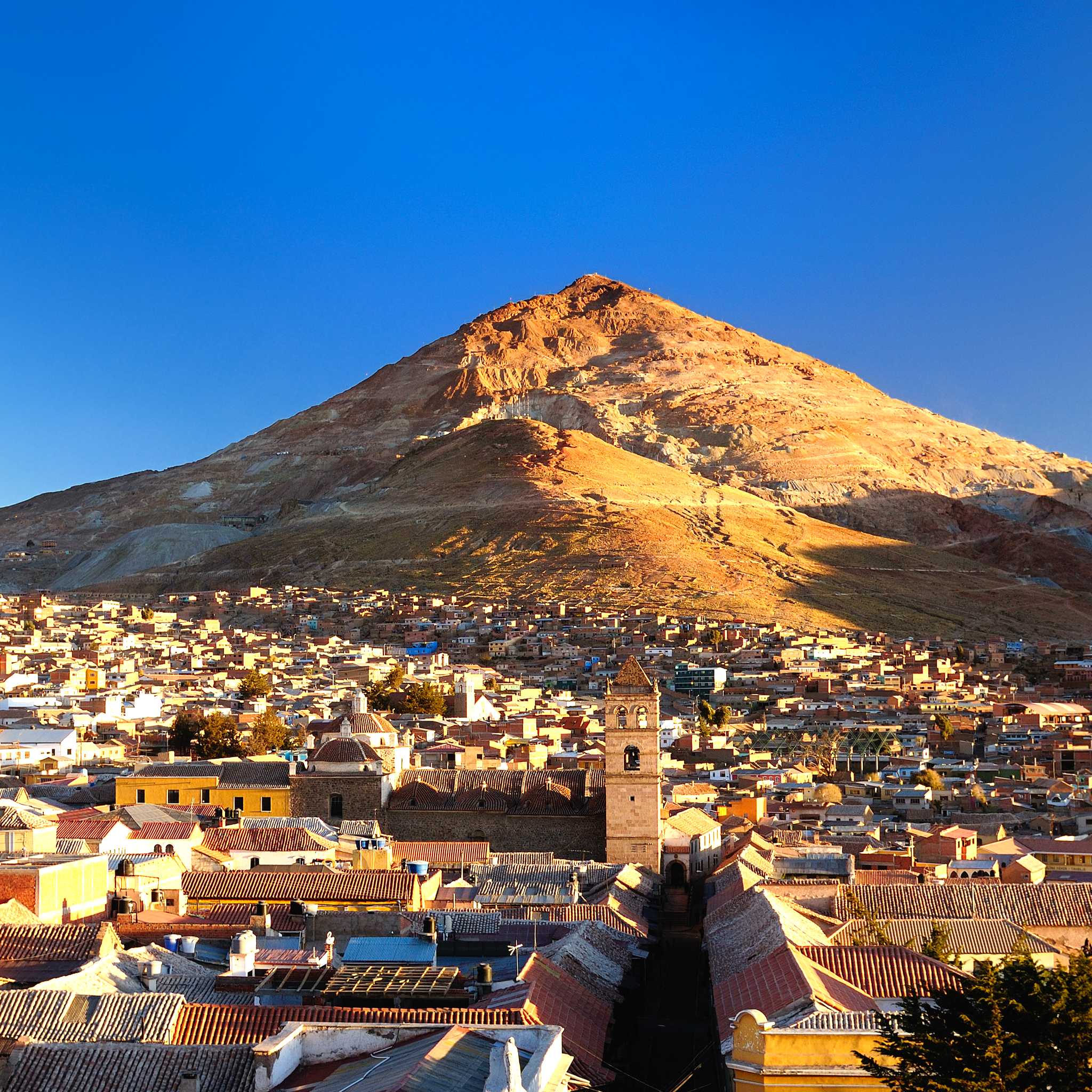 Private car transfers in Bolivia from Potosi