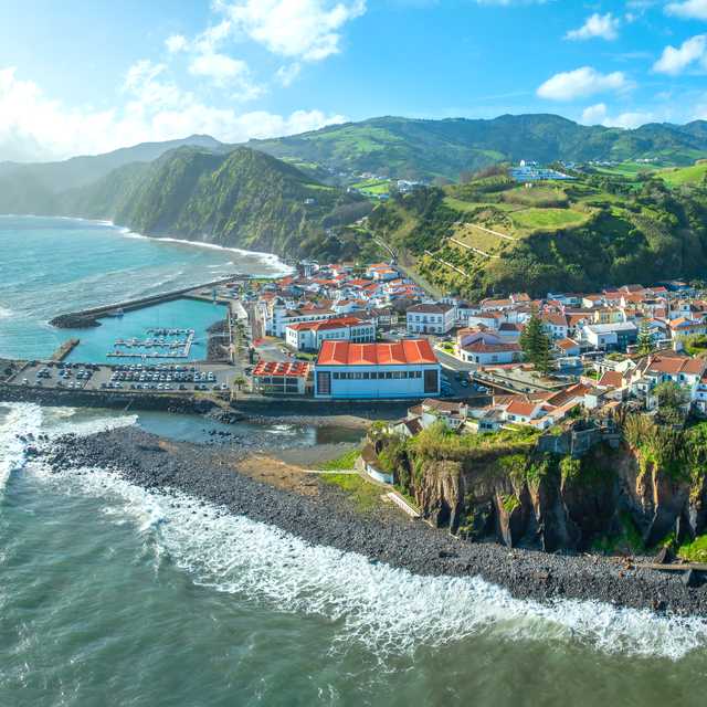 Ponta Delgada to the Volcano Villages: Private day trip