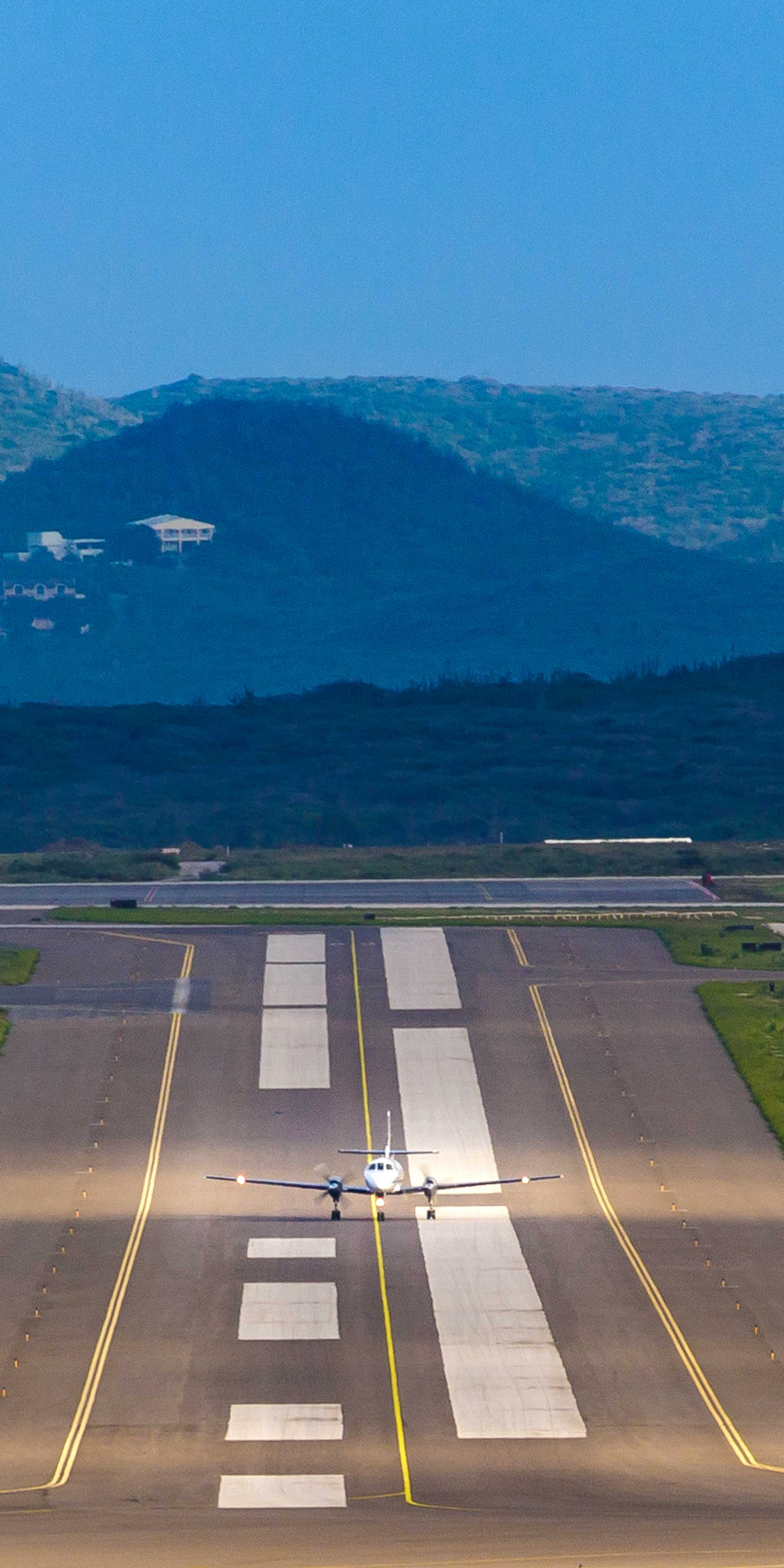 Queen Beatrix International Airport