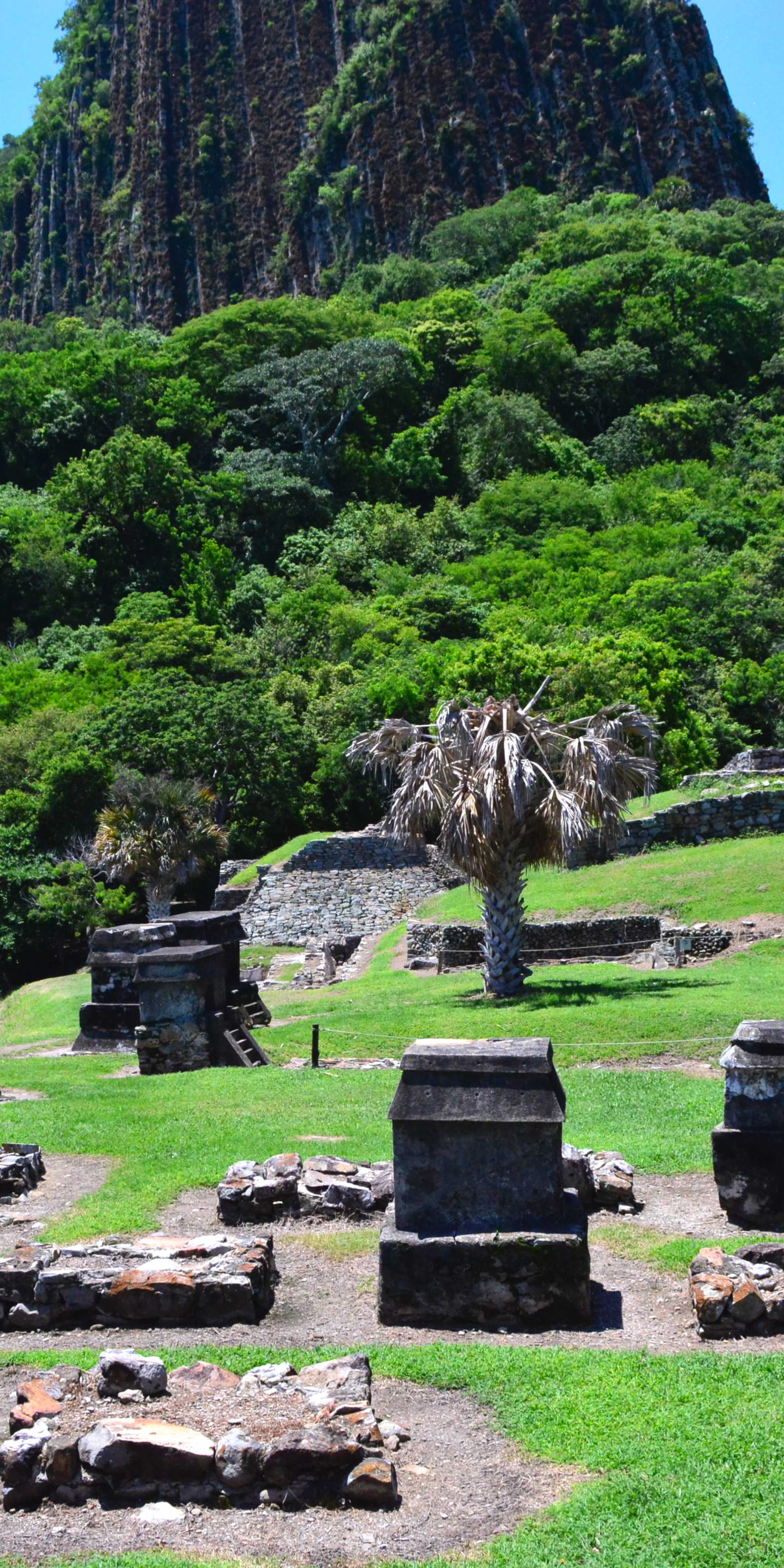 Quiahuiztlan Archeological Zone