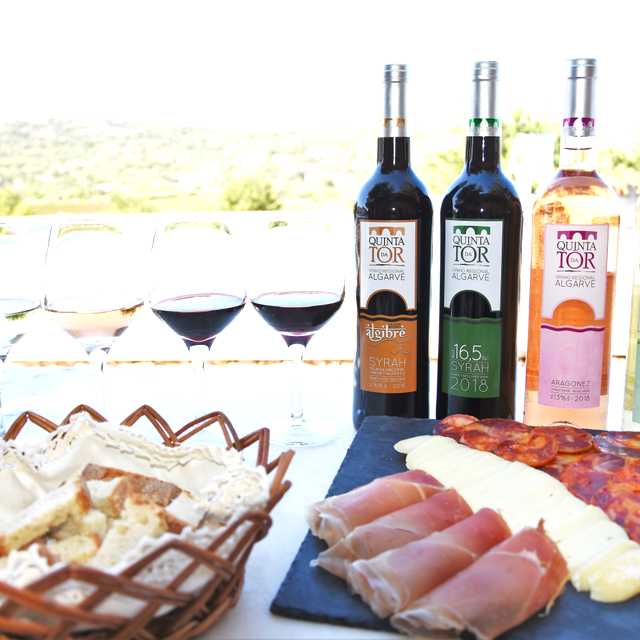 Lagos to Quinta da Tor and Alte: Private day trip