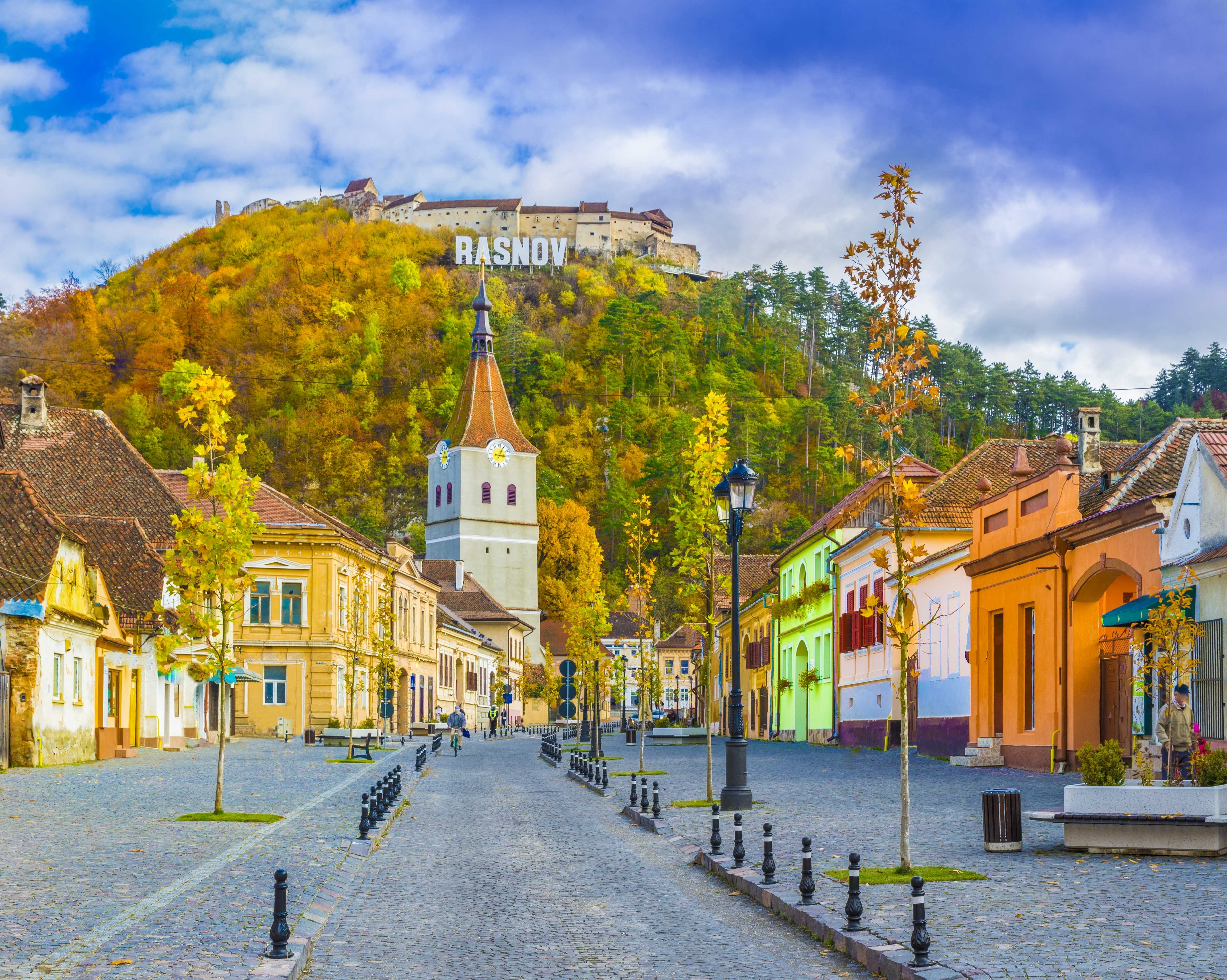 Private Day Trip from Bucharest to Brasov and Rasnov