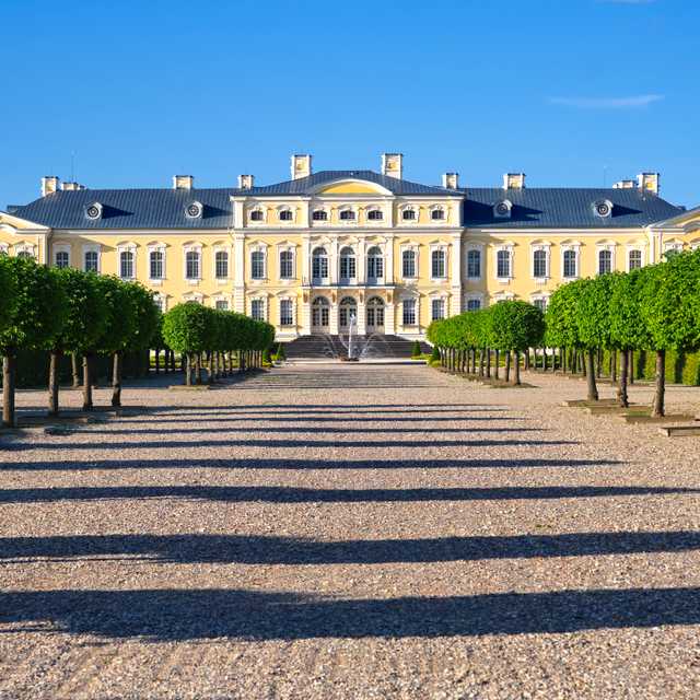 Riga to Rundale Palace: Private day trip