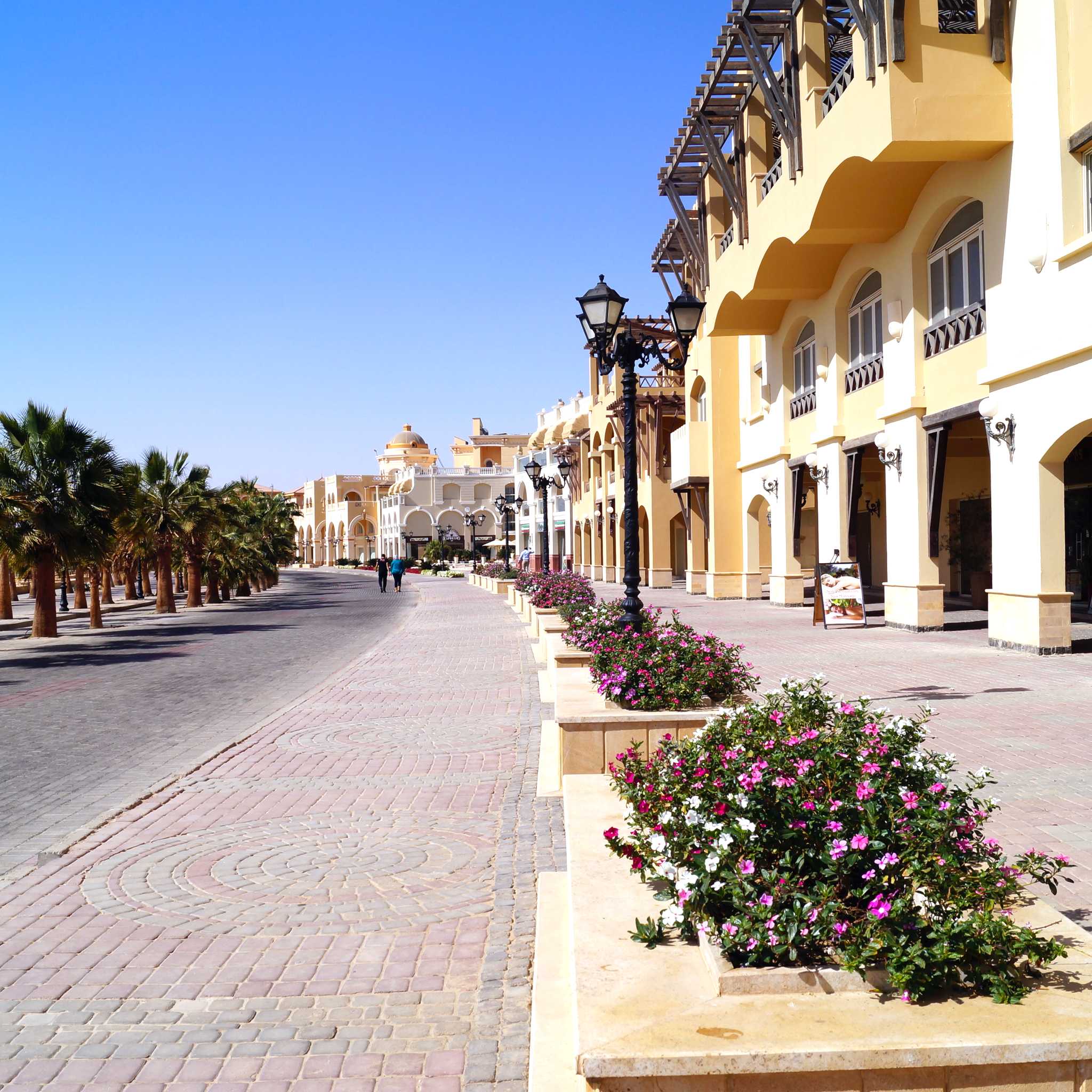 Private car transfers in Egypt from Sahl Hasheesh