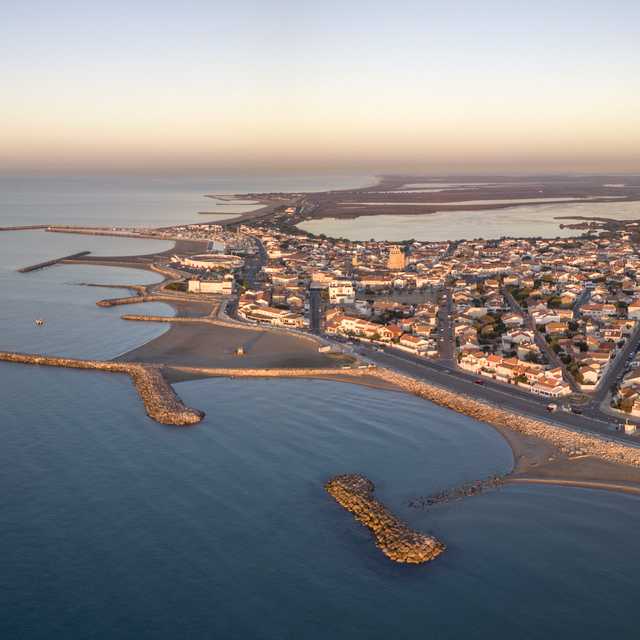 Montpellier to Saintes-Maries and Aigues-Mortes: Day trip