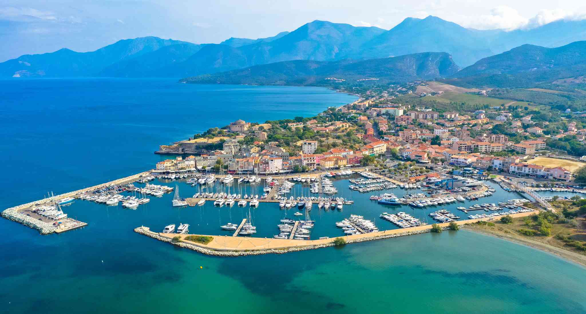 Vacker vy över Saint-Florent - privat dagsutflykt från Bonifacio - foto 2