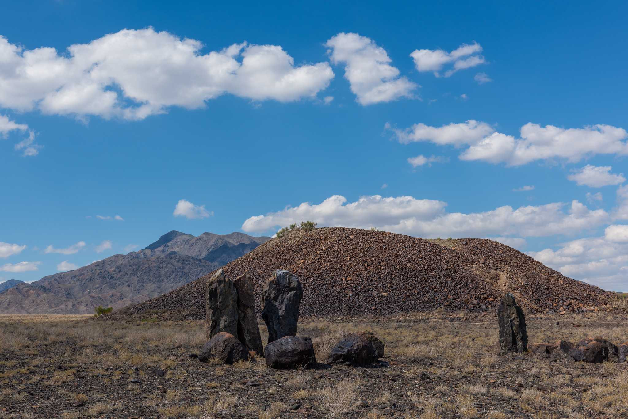 Saka burial mounds of Ungyrtas