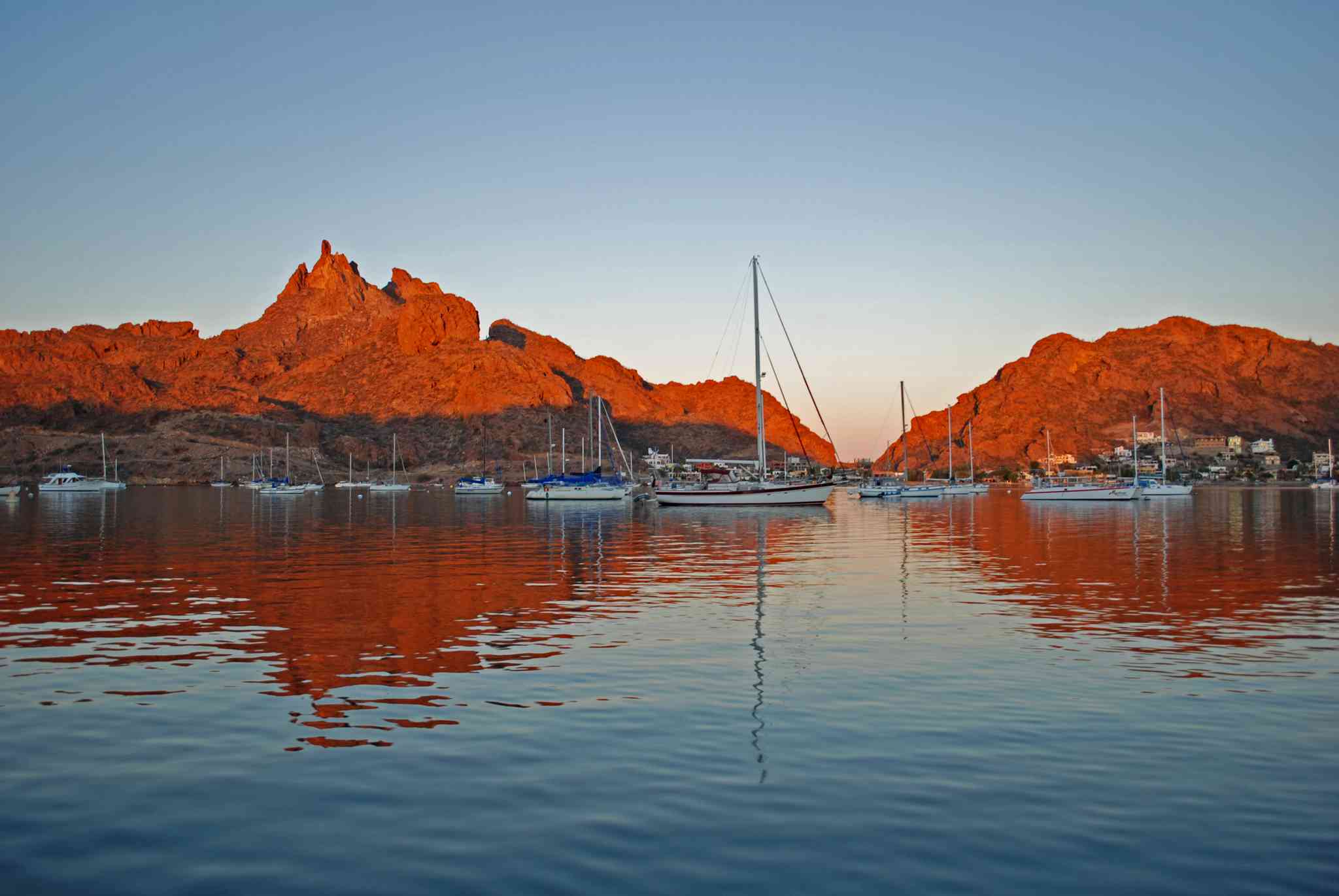 Blick auf die Landschaft von San Carlos - private Tagesreise von La Paz - Foto 3