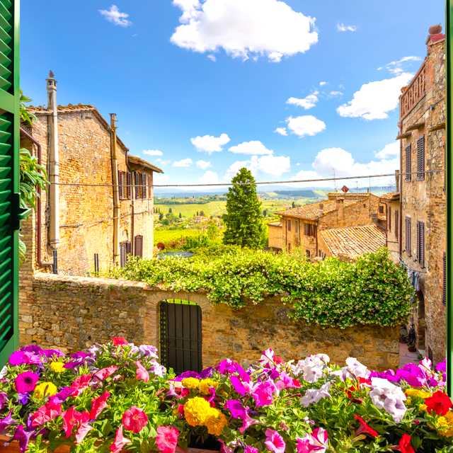 Florence to San Gimignano and Volterra: Private day trip