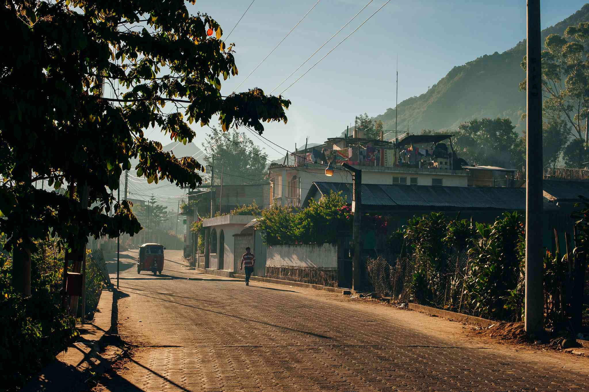 Vista cênica de San Pedro la Laguna - excursão particular de um dia de Antígua - foto 3
