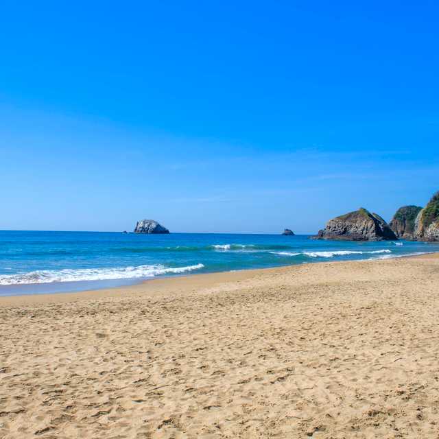 Puerto Escondido to Oaxaca's Coastal Towns: Private day trip