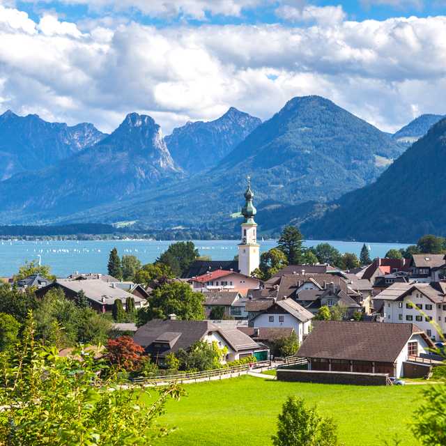 Hallstatt to Hallein and Sankt Gilgen: Private day trip