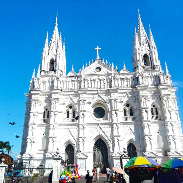 San Salvador to Suchitoto and Santa Ana: Private day trip