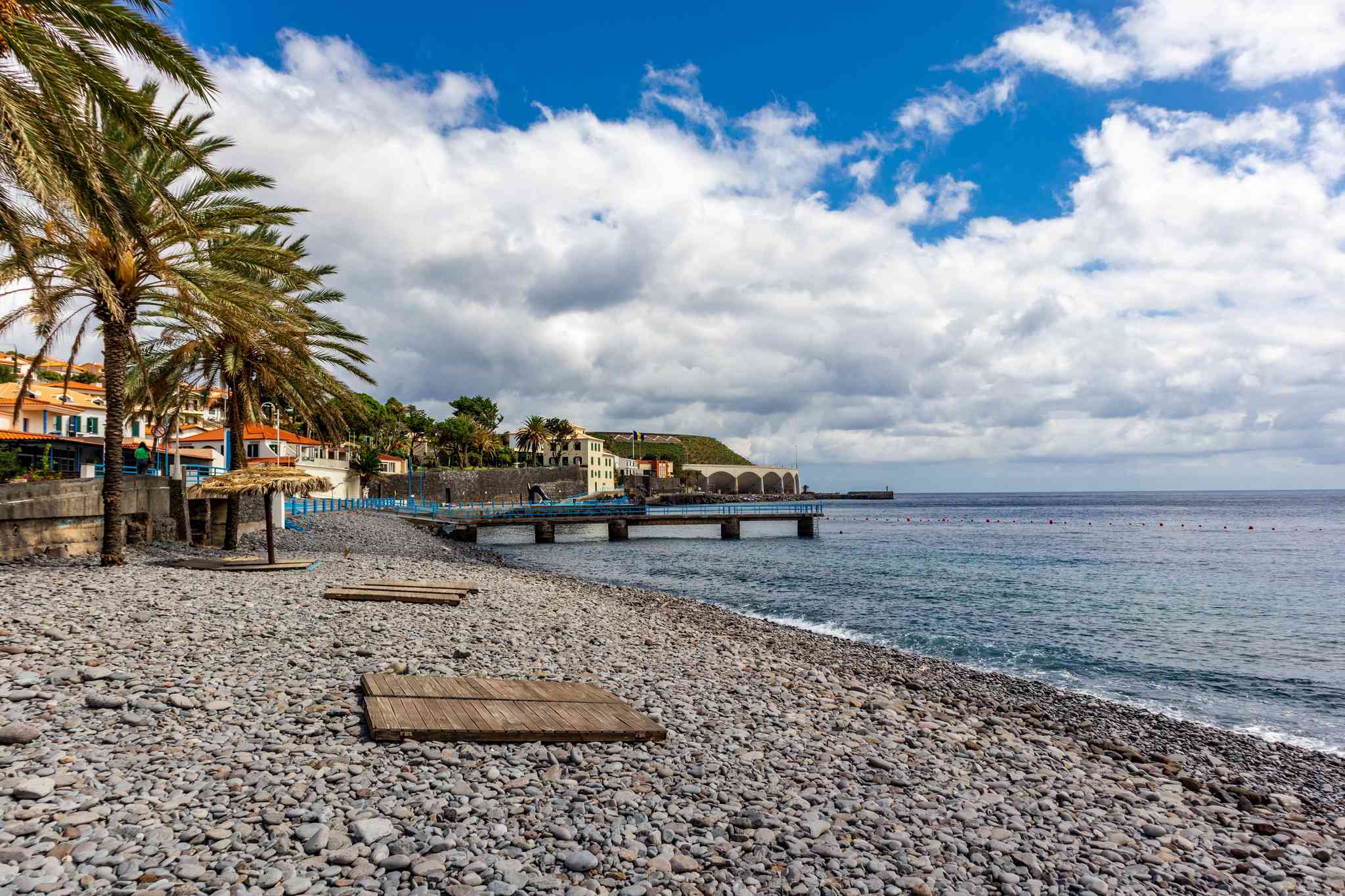 Blick auf die Landschaft von Santa Cruz - private Tagesreise von Funchal - Foto 3