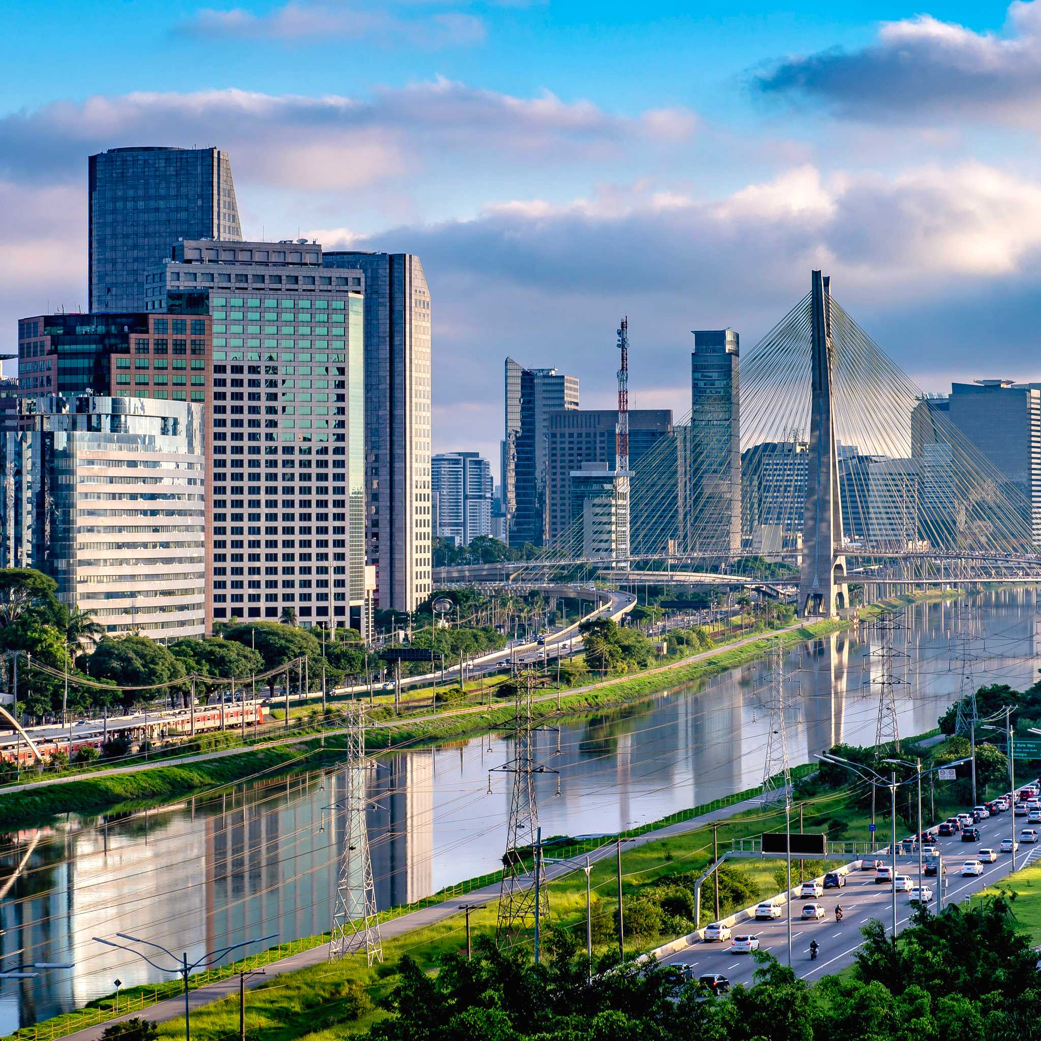 Private car transfers in Brazil from Sao Paulo