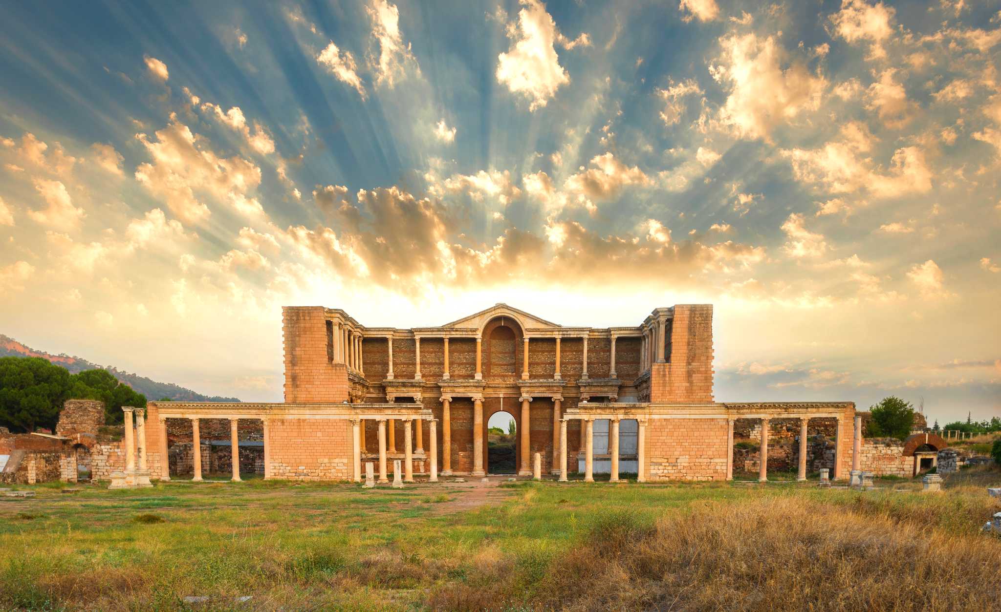 Izmir to Sardis and Manisa: Private day trip