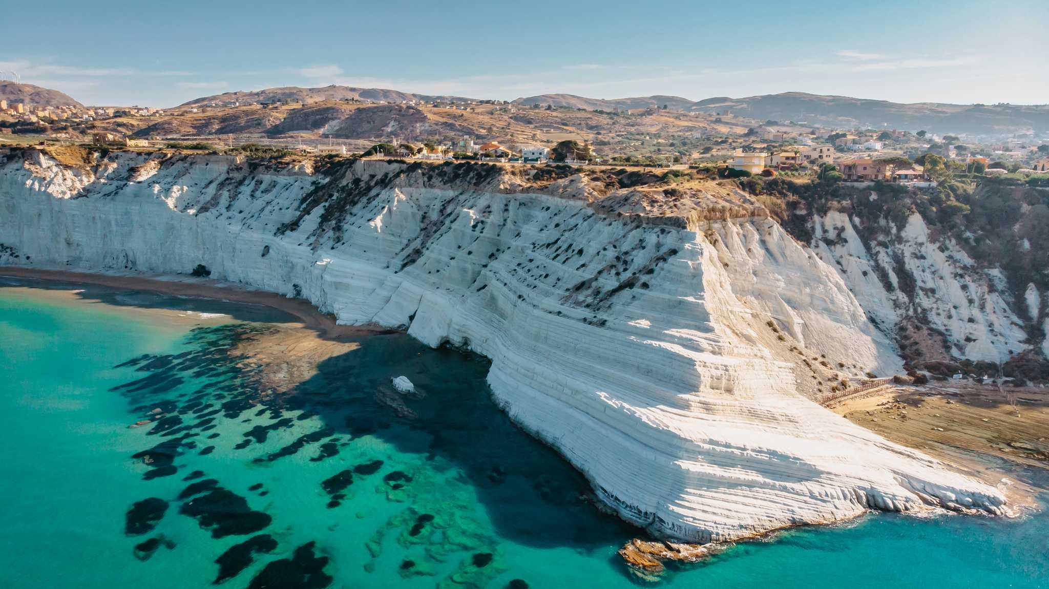 Arrêt de l'itinéraire à Scala dei Turchi lors d'une excursion privée d'une journée depuis Palermo