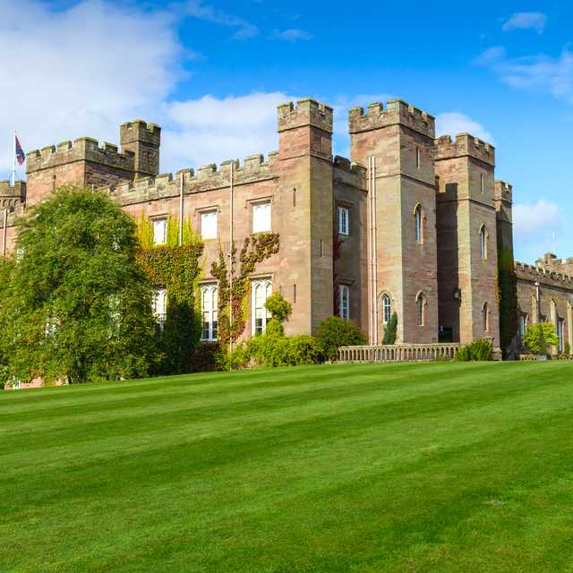 Edinburgh to Scone Palace and Rosslyn Chapel: Day trip