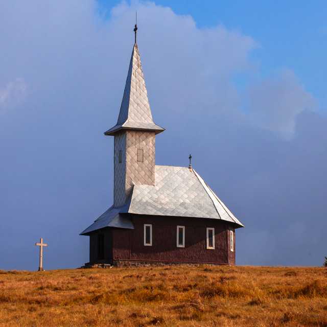 Timisoara to Resita and Semenic Mountain: Private day trip