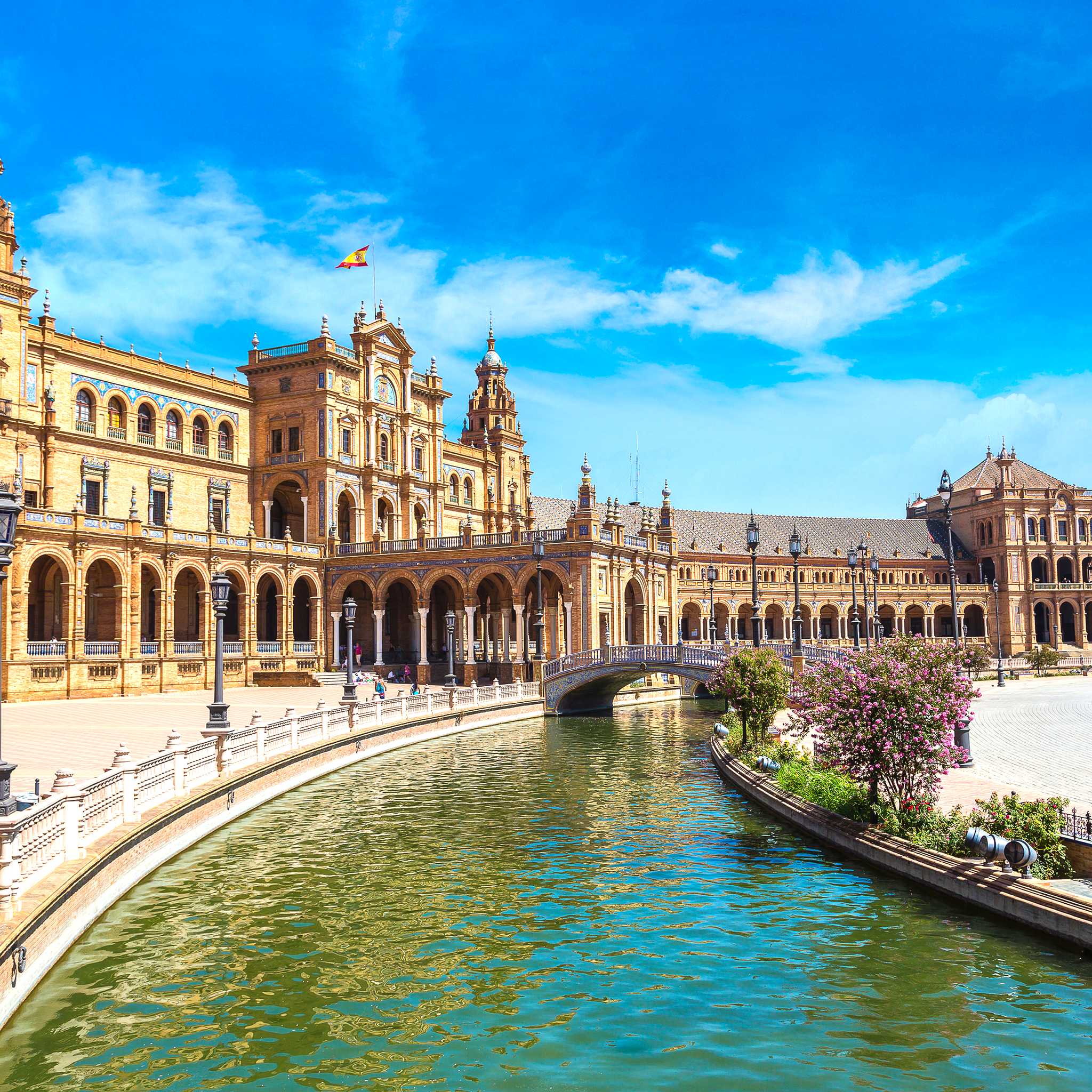 Private car transfers in Spain from Seville