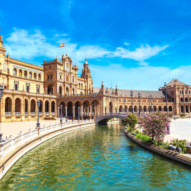 Malaga to Seville: Private day trip