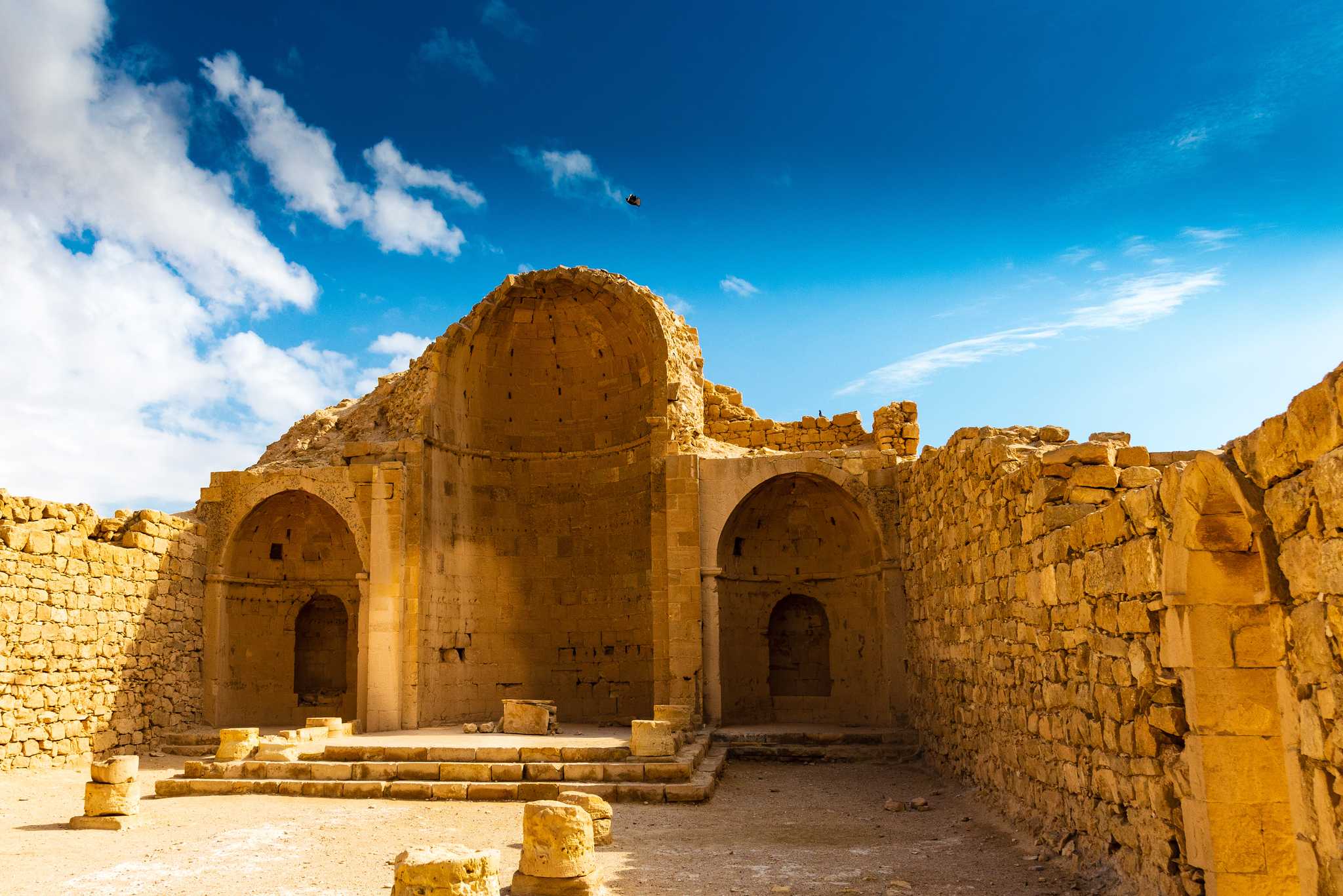 在 从 jerusalem-il 到 mitzpe-ramon-il 的途中，参观 Shivta National Park ，通过 Daytrip