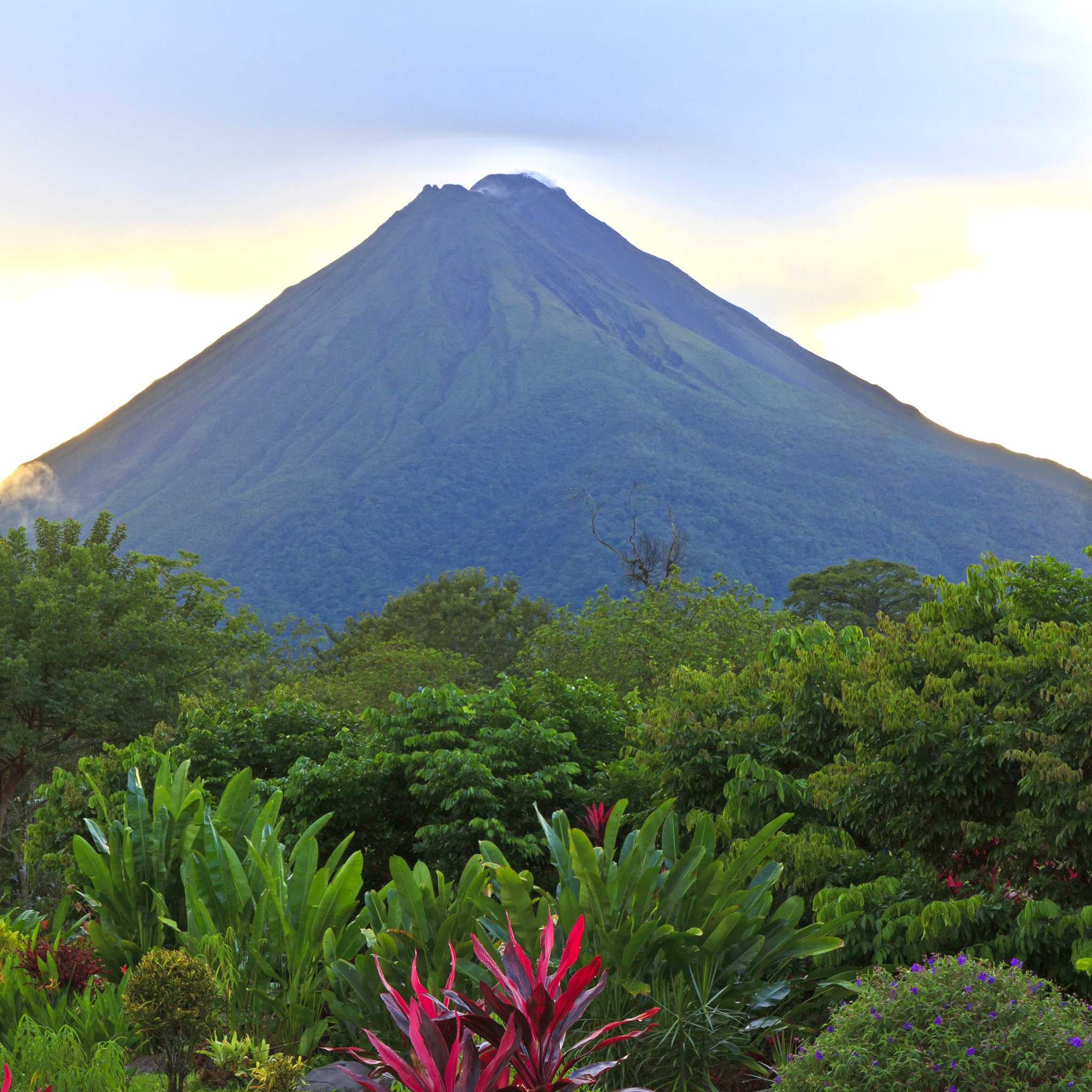 Private car transfers in Costa Rica from Palma, Alajuela Province