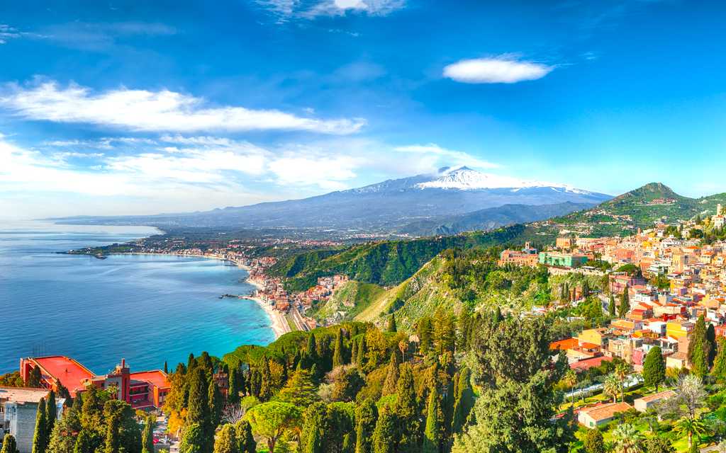맞춤형 여행 Sicily Travel Guide | Palermo, Etna & the Greek Temples을 위한 - 프라이빗 환승 Daytrip