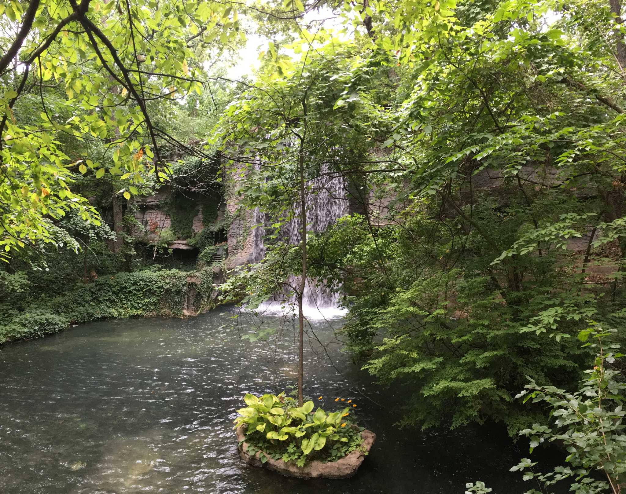 Visit Silver Dollar City on the way from st-louis-mo-us to eureka-springs-ar-us with Daytrip