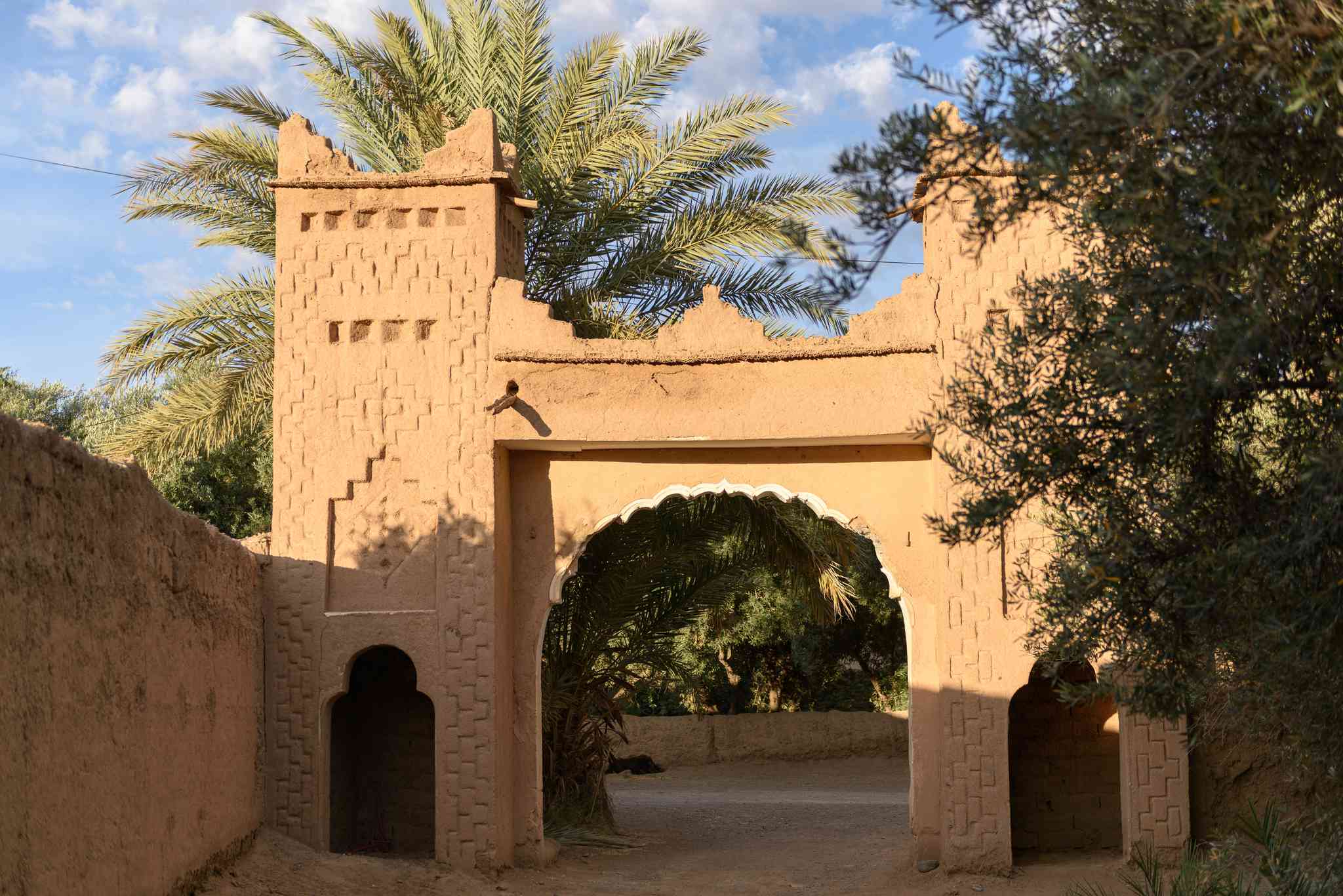 Scenic view of Marrakesh Airport - private day trip from Skoura - photo 4