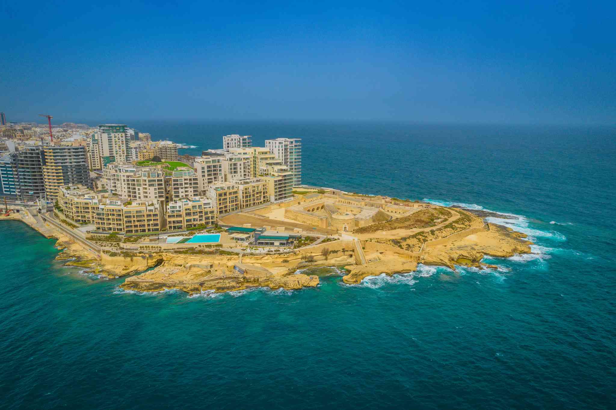 Scenic view of Sliema - private day trip from Valletta - photo 4
