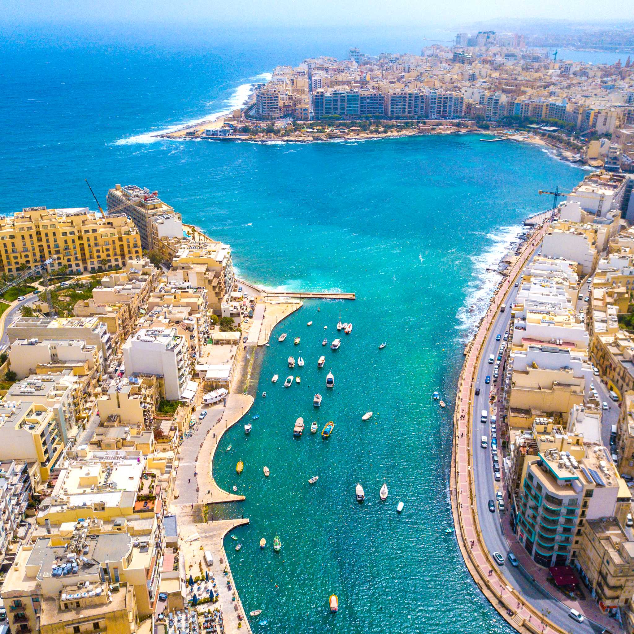 Private car transfers in Malta from Sliema