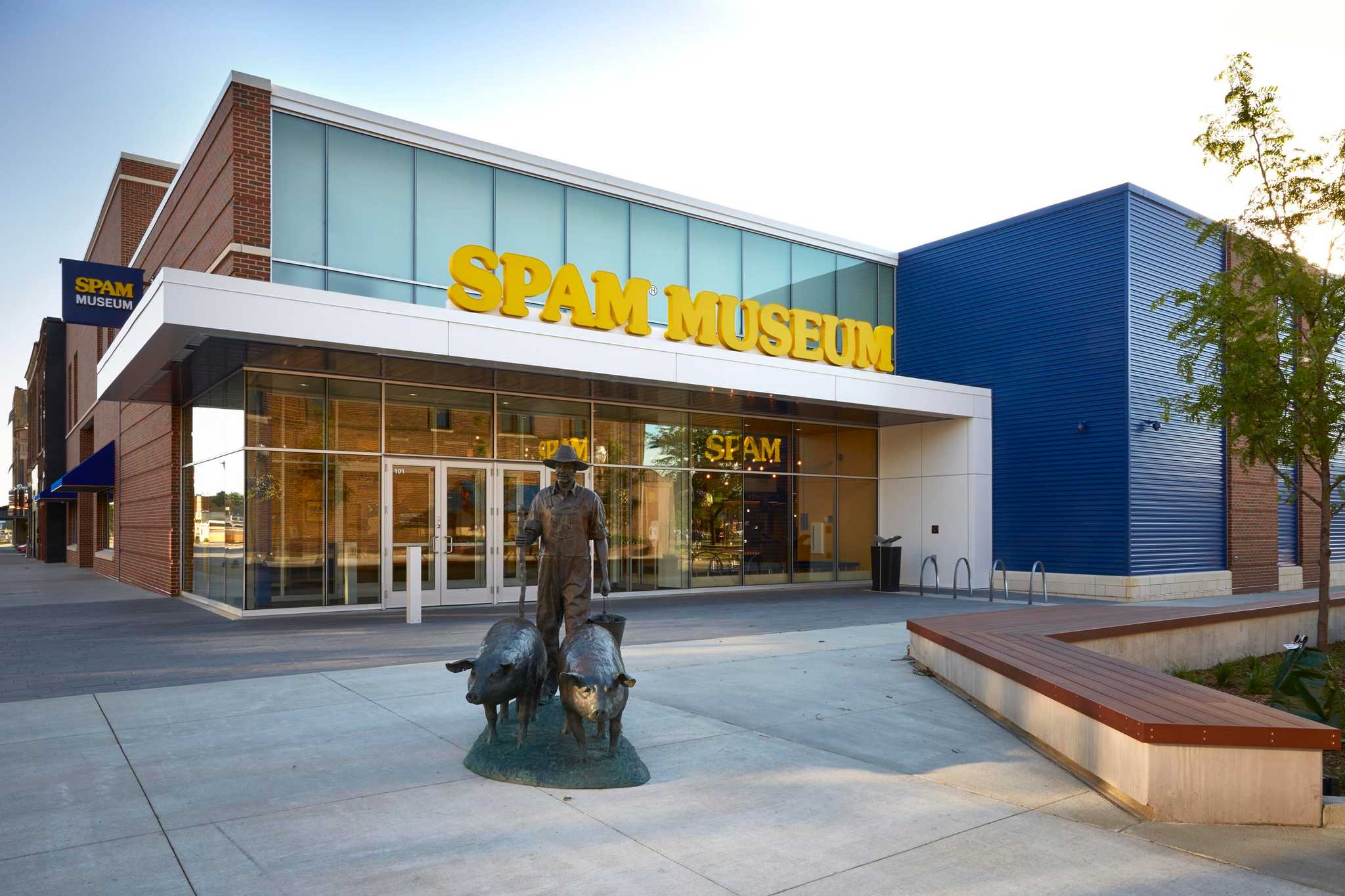Visitar SPAM Museum en el camino de st-louis-mo-us a minneapolis-mn-us con Daytrip